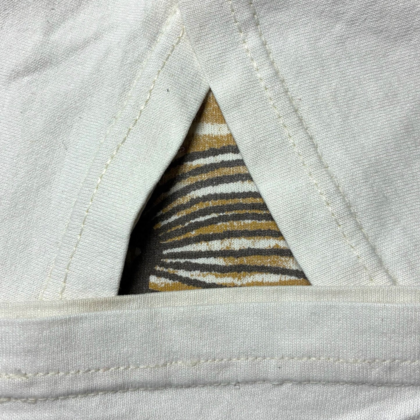 アフリカ トライバルアート アートT スクリーンスターズ ホワイト L a-u-2505-065