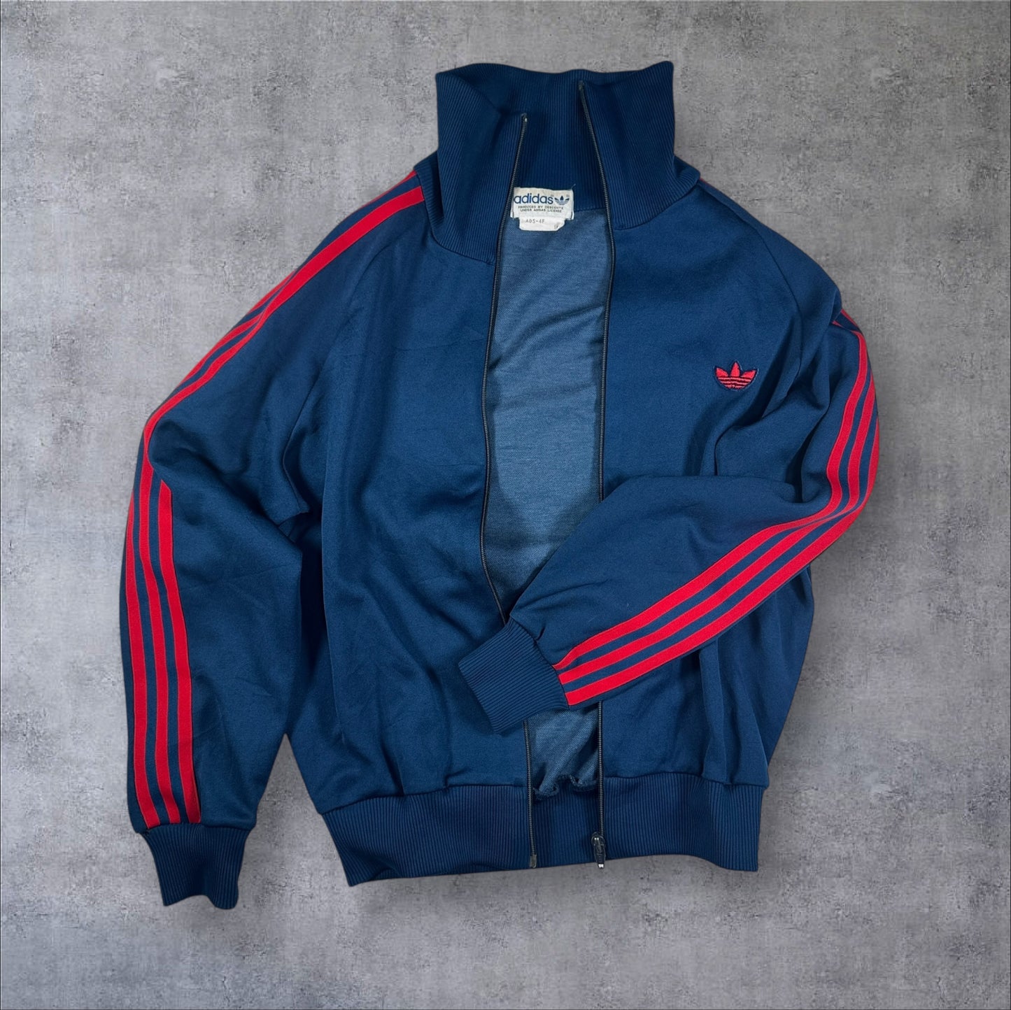 80s adidas トラックジャケット ネイビー 赤ライン デサント製 1号 ad-t-2505-011