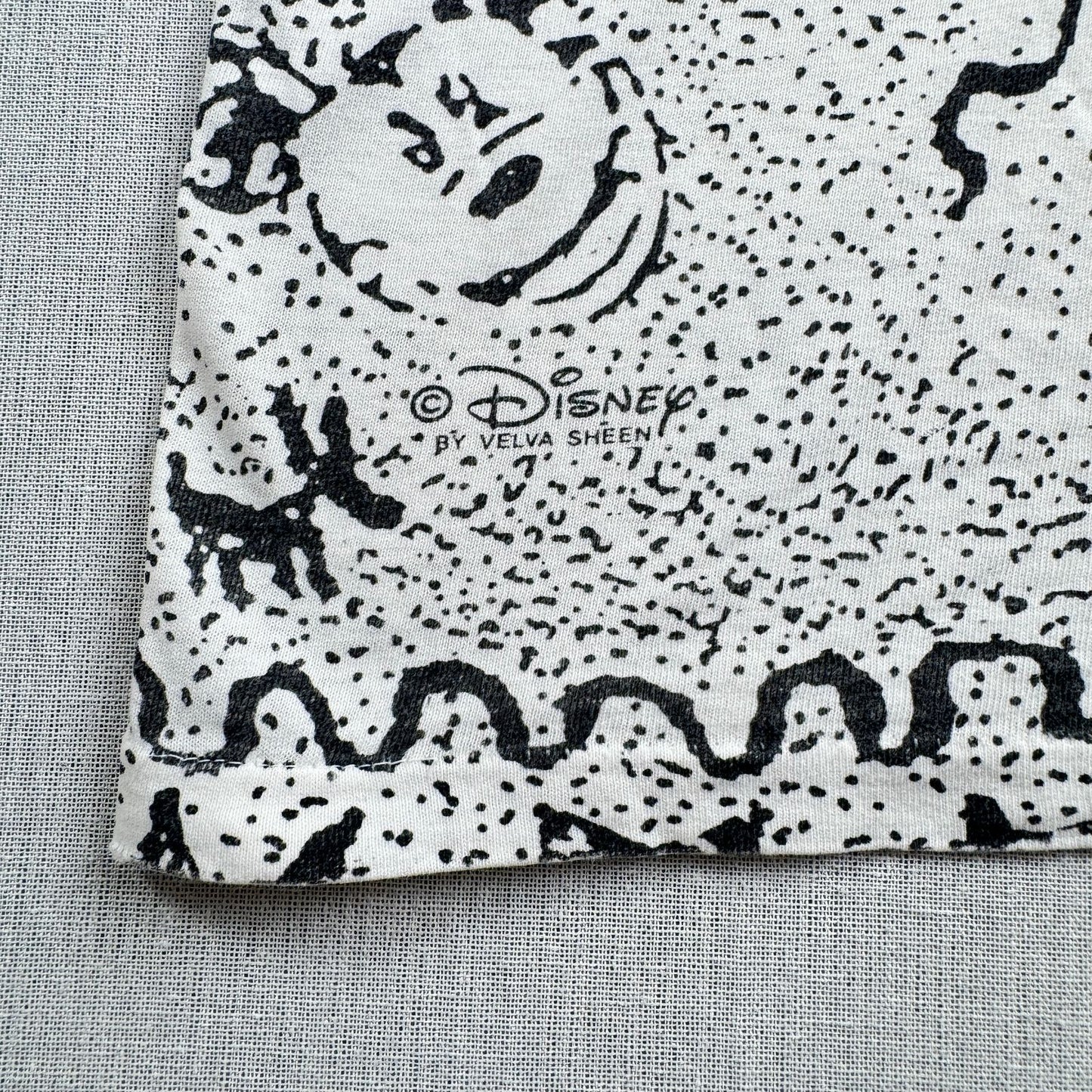 80 90s USA製 ミッキー ディズニー Tシャツ 壁画 VELVA SHEEN mickey disney 総柄 L d-t-2505-007