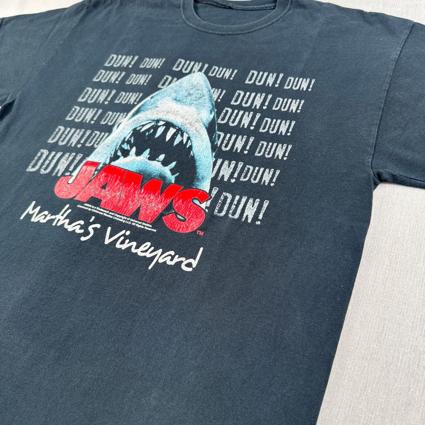 JAWS ジョーズ Tシャツ 映画 鮫 黒 ユニバーサル m-x-2505-014