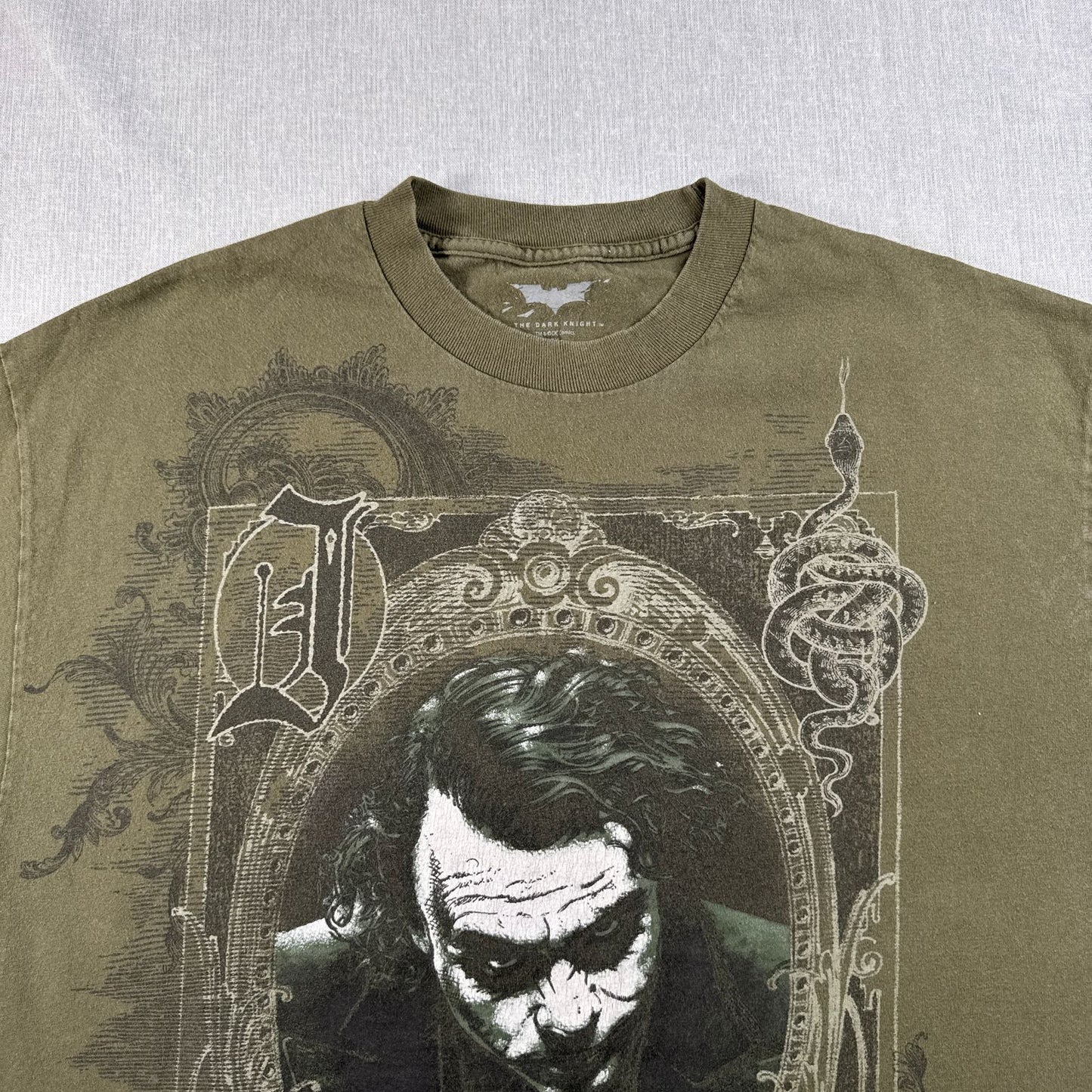 00s ジョーカー JOKER Tシャツ カーキ 映画T XL m-x-2505-015