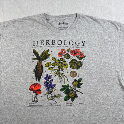 00s 映画 ハリーポッター 薬草学 HERBOLOGY Tシャツ ホグワーツ グレー マンドレイク Harry Potter 3XL グレー 汚れあり m-u-2505-005