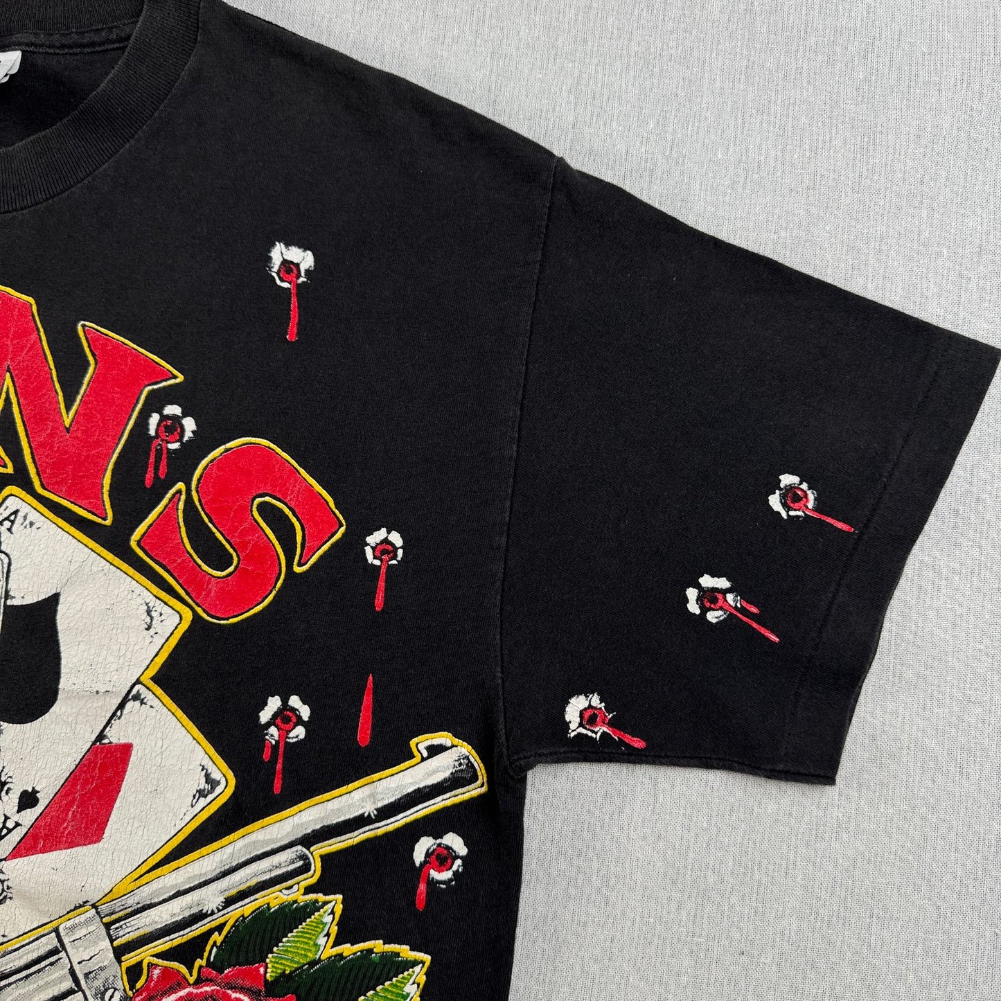 90s ガンズアンドローゼス 銃弾 Tシャツ 総柄 USA製 L バンT 黒 L USA WILD OATS ワイルドオーツ Guns N' Roses 音楽 ロック トランプ 拳銃 銃痕 1991 ガンズ 2603-0002