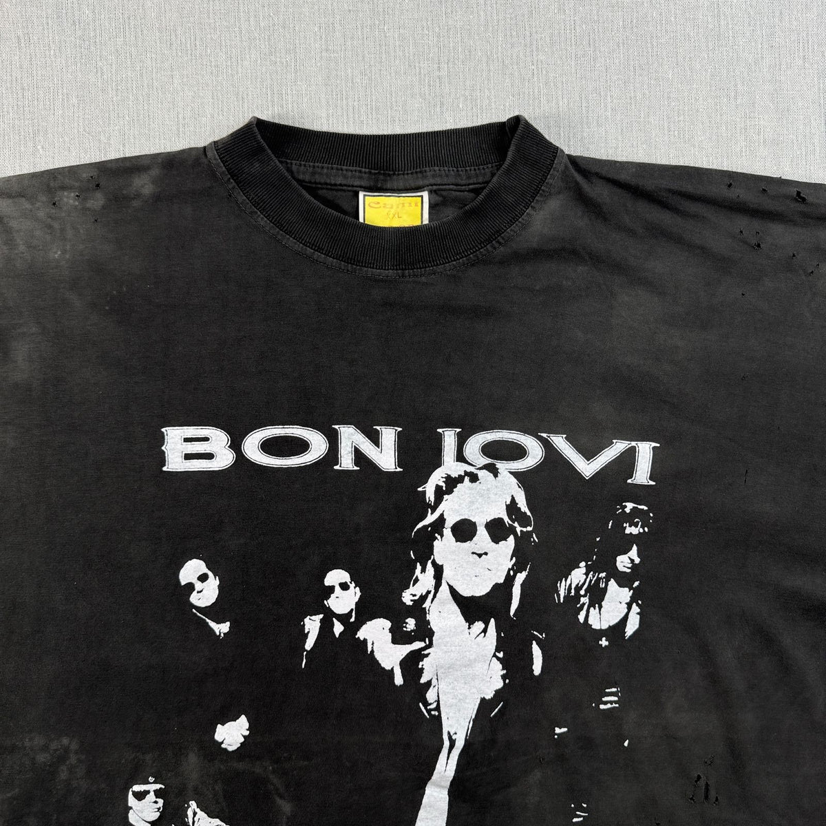 90s 00s BONJOVI ボンジョビ Tシャツ 黒 2XL フェード グランジ バンドT フェード poly swing 2603-0131