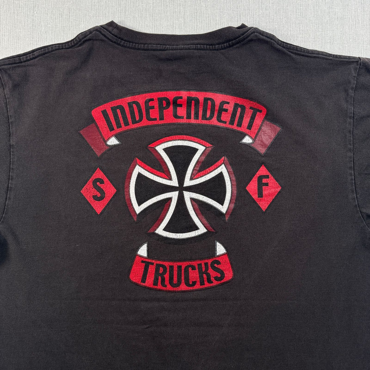 00s INDEPENDENT アイアンクロス インディペンデント Tシャツ オールドスケート スケボー 黒 M 2603-0199