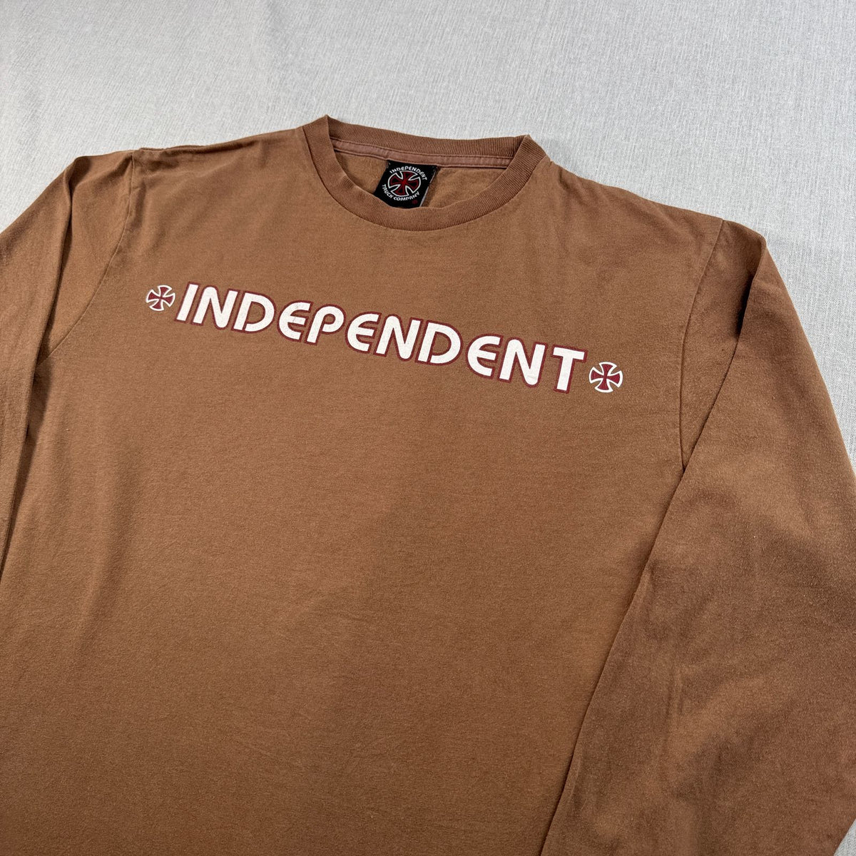 00s ロンT INDEPENDENT アイアンクロス インディペンデント 茶色 ブラウン 長袖 Tシャツ オールドスケート M 両面プリント ロゴ 2603-0201