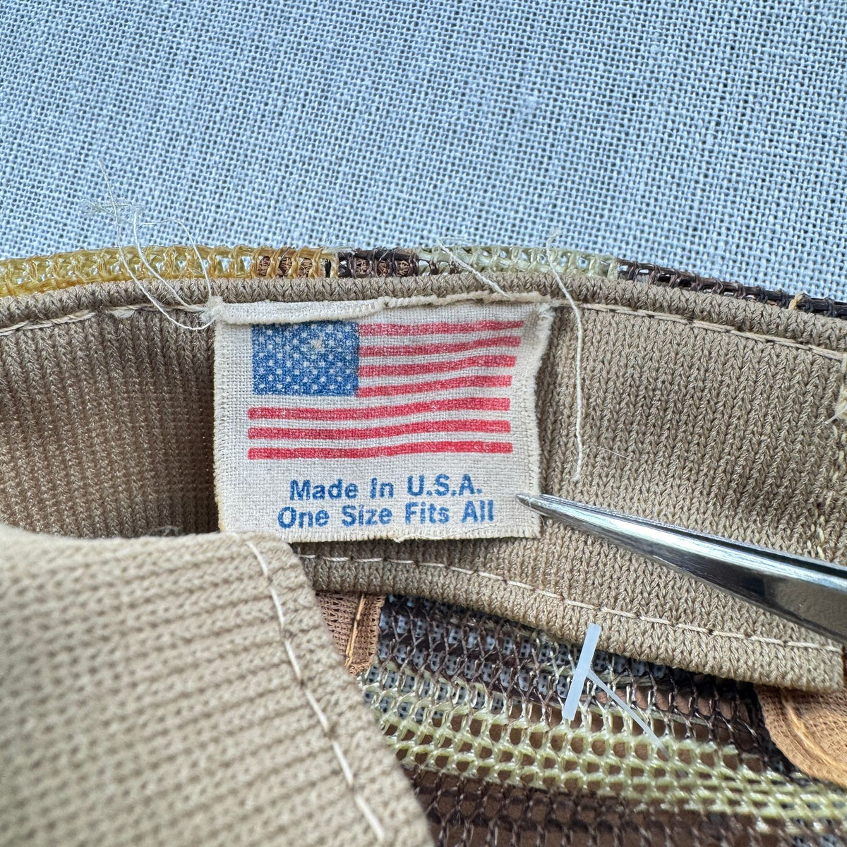 90s USA製 メッシュキャップ 迷彩 miller time カモ柄 帽子 スナップバック 2603-0322