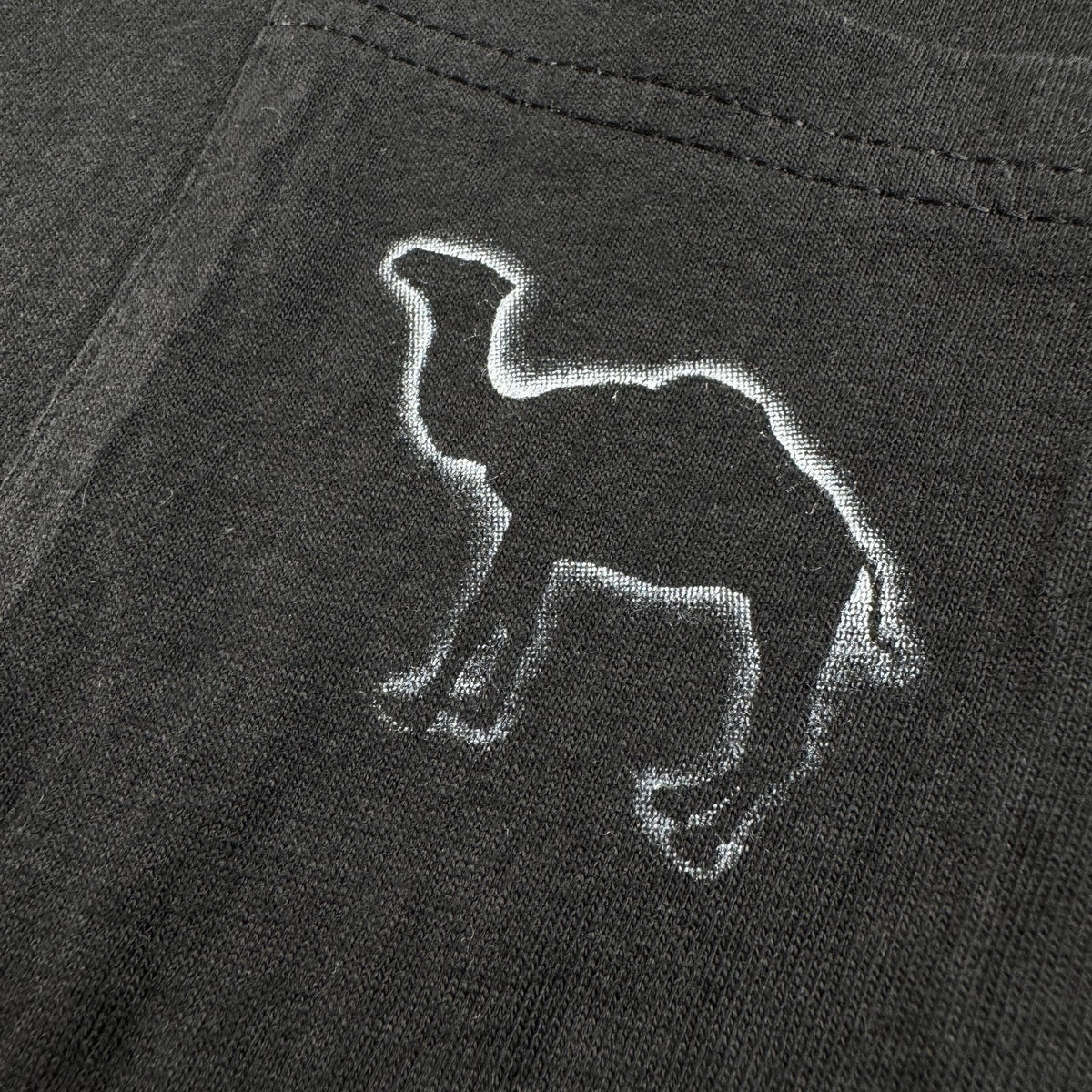 90s 00s Camel キャメル Tシャツ タバコ 企業 両面プリント ポケット hanes XL 黒 ポケT 2603-0274
