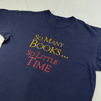 90s so many books so little time アートT Tシャツ RTC シングルステッチ ネイビー 2604-0169