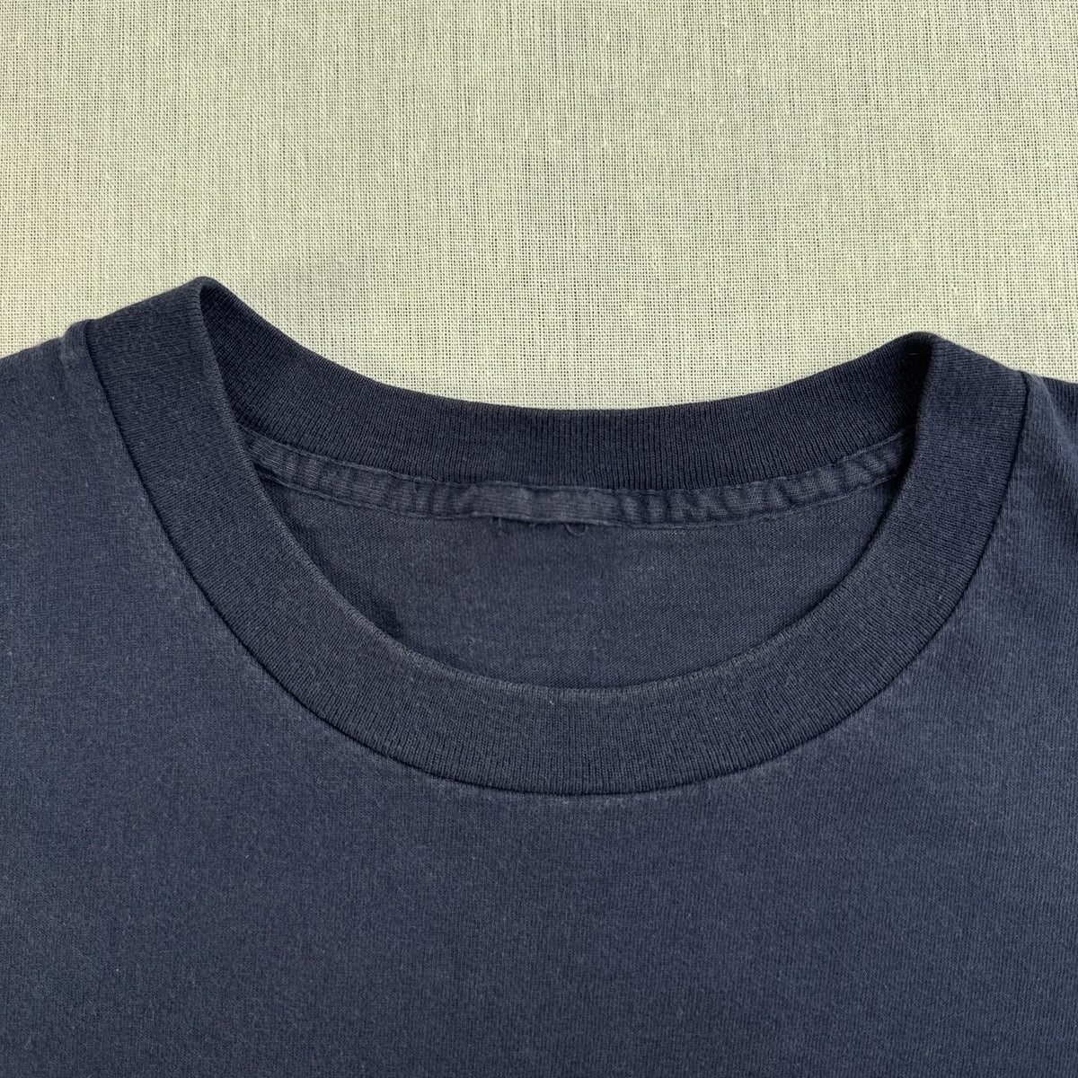 90s so many books so little time アートT Tシャツ RTC シングルステッチ ネイビー 2604-0169