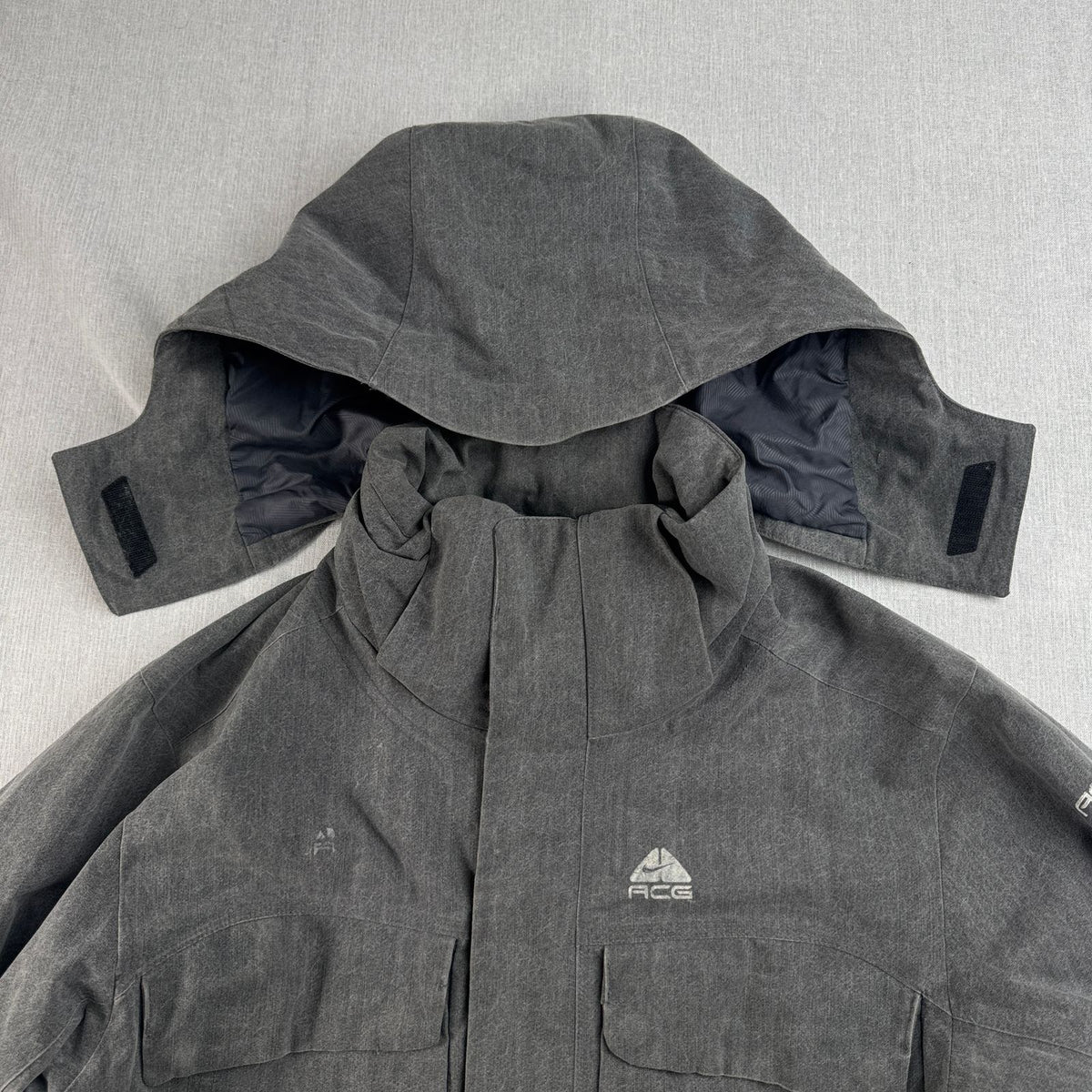 00s NIKE ACG ガーメント マウンテンパーカー シェルジャケット ナイロンジャケット ナイキ スノージャケット テック系 フード着脱式 L グレー 2604-0036