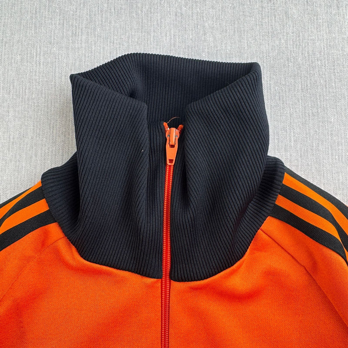 80s adidas アディダス トラックジャケット オレンジ 黒 2号 デサント製 ジャージ 2604-0032