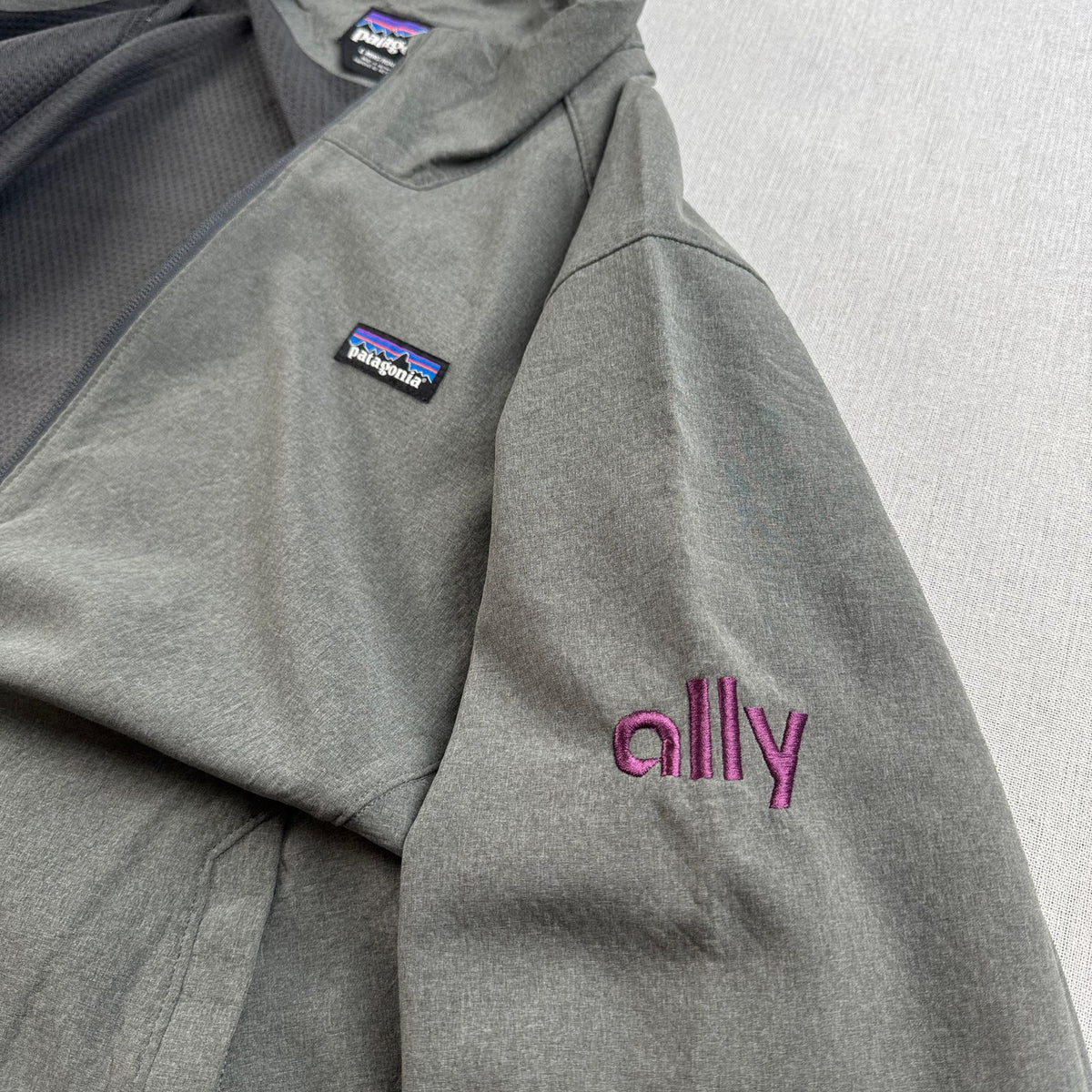 patagonia パタゴニア アズジャケット ADZE JACKET ソフトシェル グレー L 2604-0141