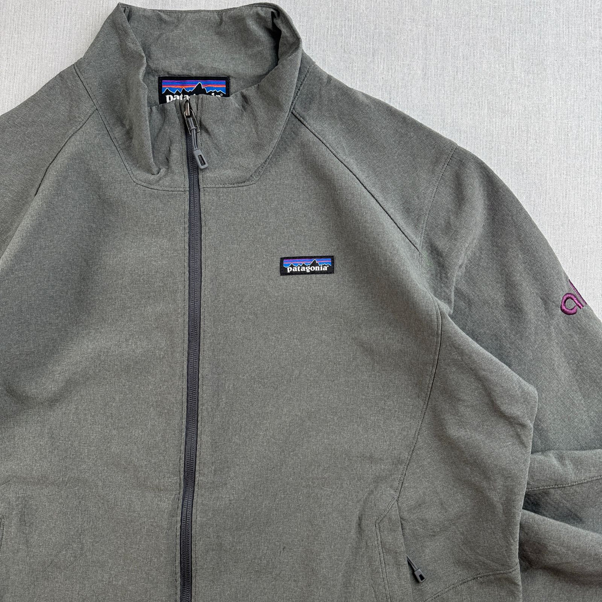patagonia パタゴニア アズジャケット ADZE JACKET ソフトシェル グレー L 2604-0141