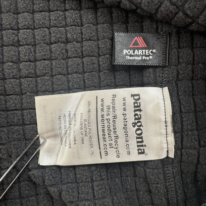 美品 Patagonia パタゴニア R1 グリッドフリース Polartec ポーラテック ハーフジップ プルオーバー 黒 ブラック 企業 L 2605-00270