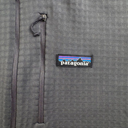 美品 Patagonia パタゴニア R1 グリッドフリース Polartec ポーラテック ハーフジップ プルオーバー 黒 ブラック 企業 L 2605-00270