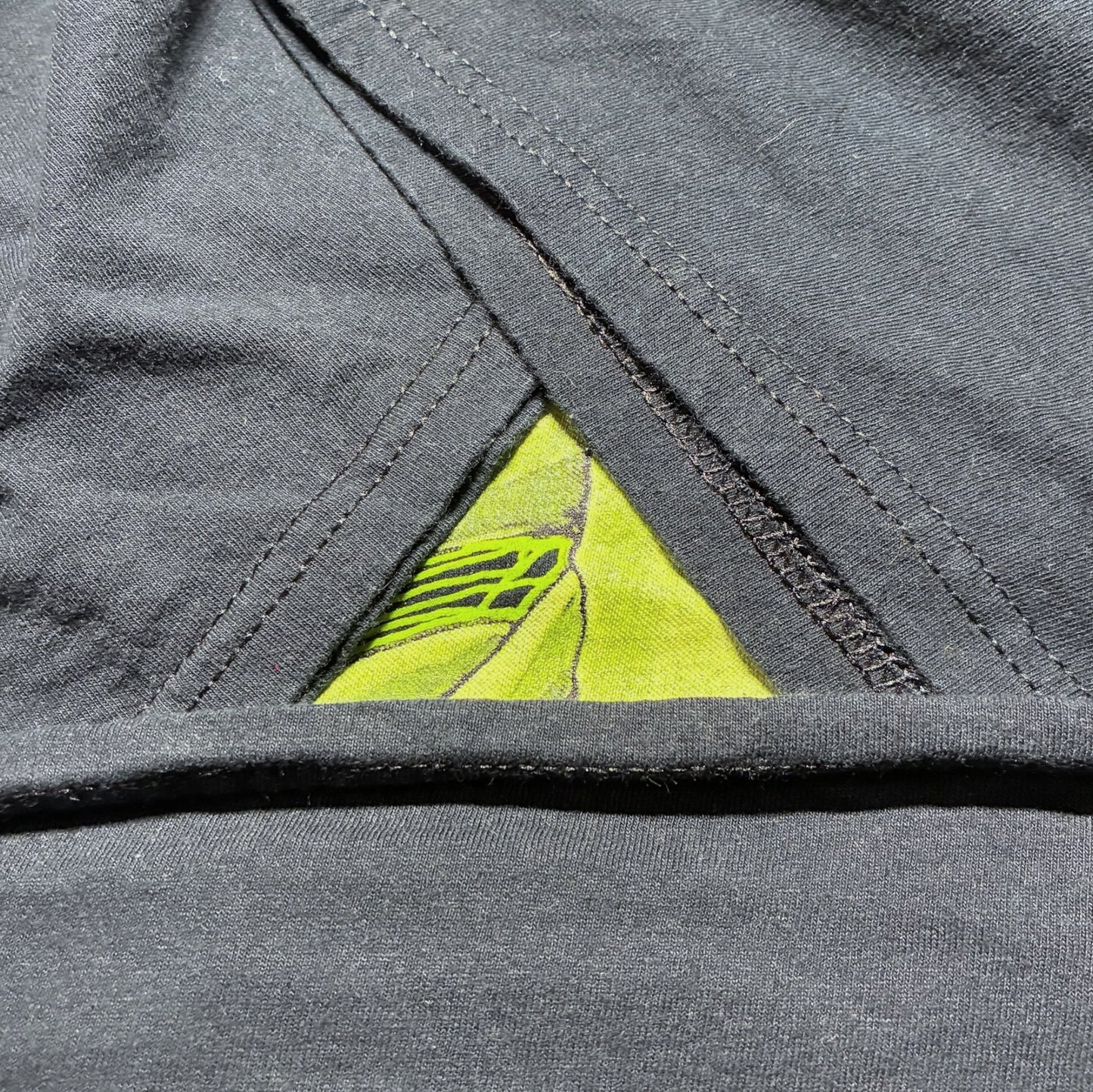 肋骨 スカル ボーン ネオンカラー フルーツオブザルーム ブラック XL a-u-2505-056