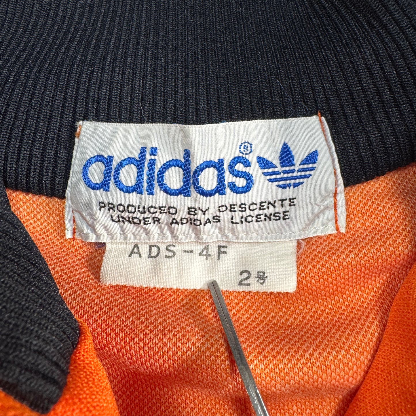 80s adidas トラックジャケット オレンジ デサント製  2号 ad-u-2505-068