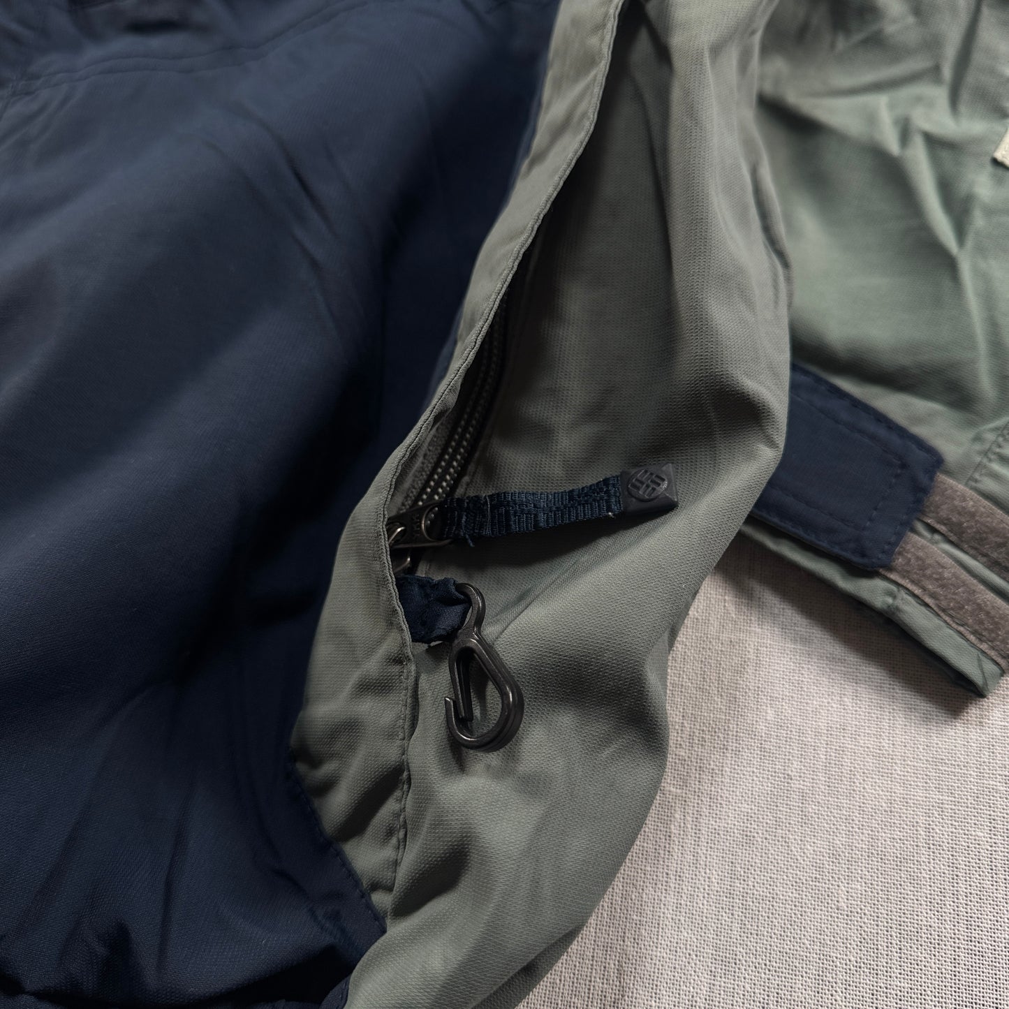 Columbia コロンビア VERTEX マウンテンパーカー Bugaboo XL ja-u-2505-015