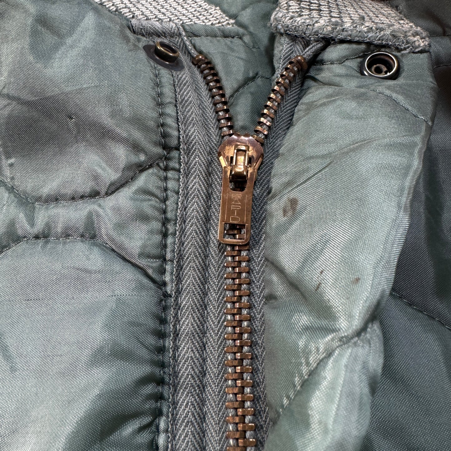 USAF CWU 9P キルティング ライナー ミリタリー ジャケット 米軍 ja-u-2505-027