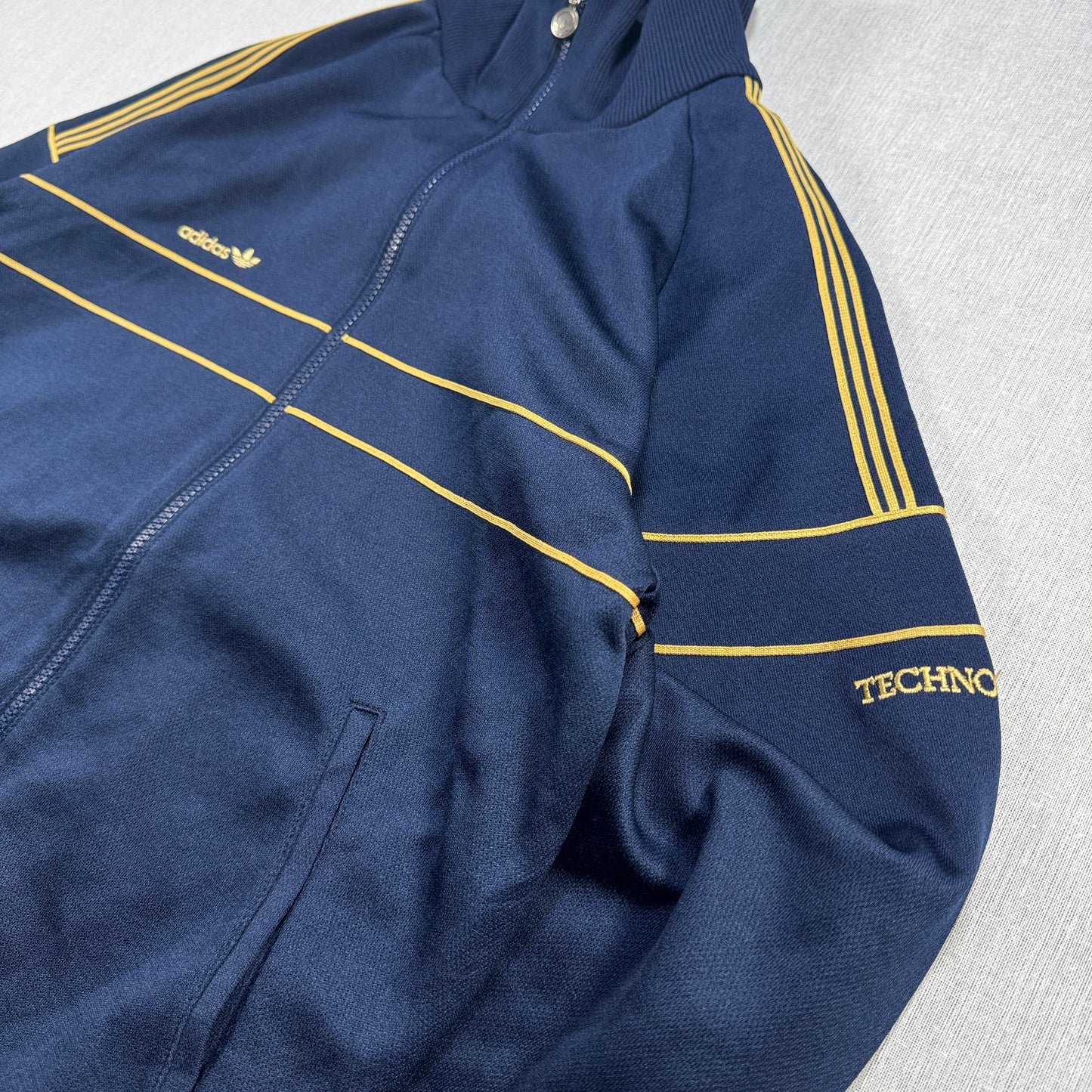 80s 西ドイツ製 アディダス adidas トラックジャケット TECHNO ネイビー L ad-u-2505-066