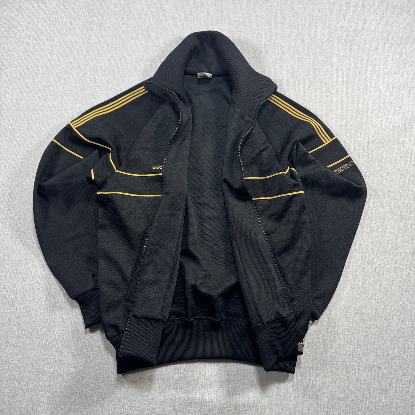 70s アディダス adidas トラックジャケット 黒 ゴールド  S ad-u-2505-062