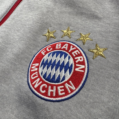 adidas アディダス FCバイエルン トラックジャケット グレー 赤 XL ad-u-2505-055