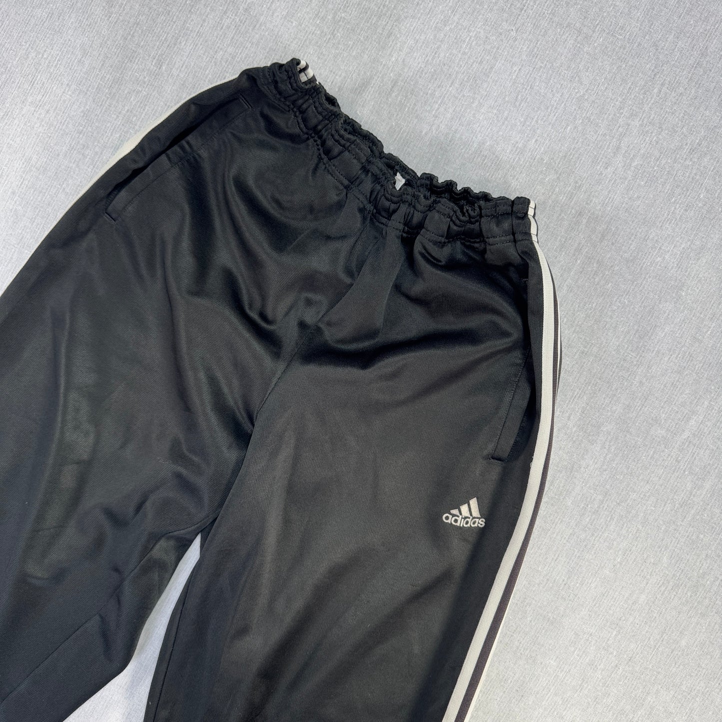 90s アディダス adidas トラックパンツ ブラック ポリエステル O ad-u-2505-054