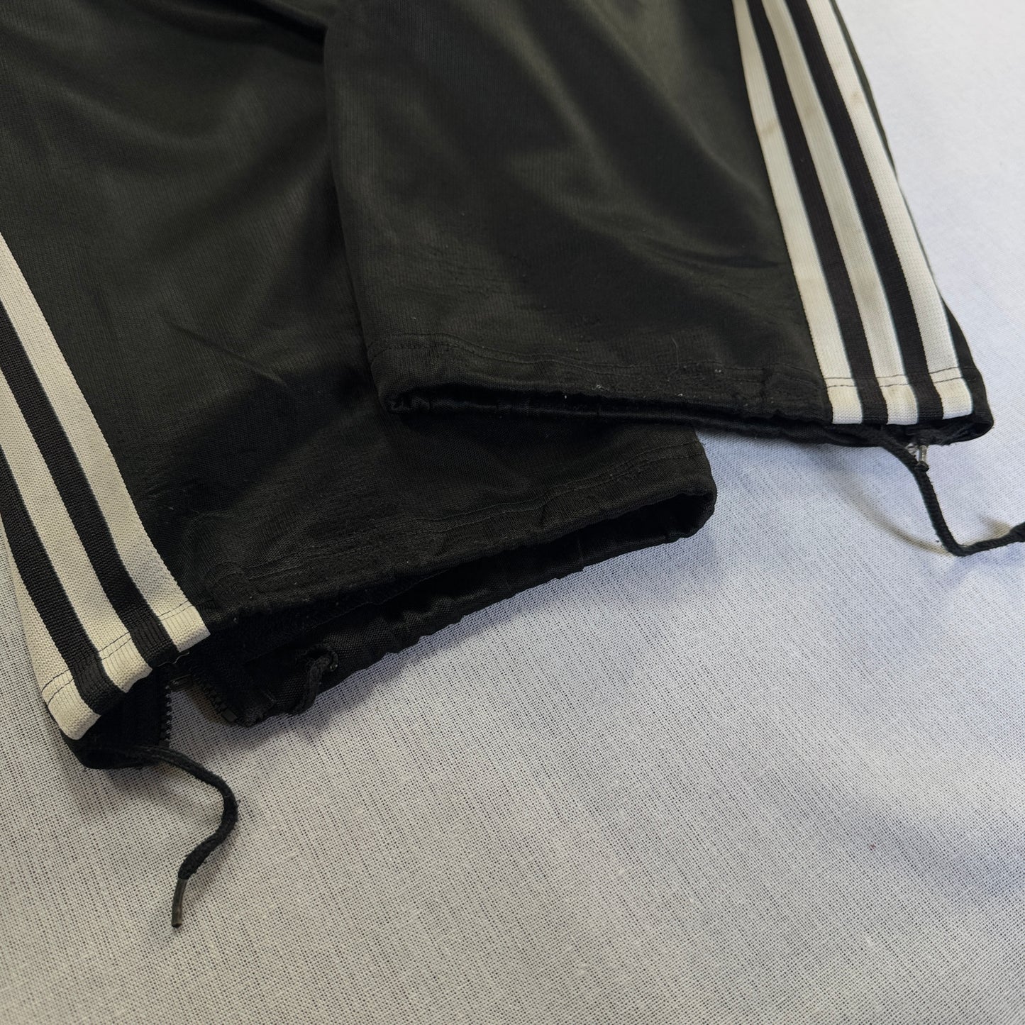 90s アディダス adidas トラックパンツ ブラック ポリエステル O ad-u-2505-054