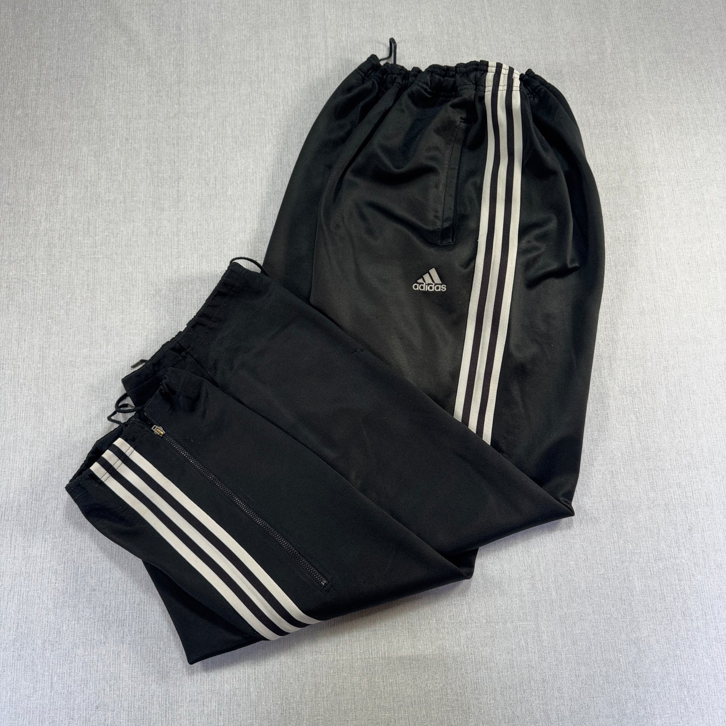 90s アディダス adidas トラックパンツ ブラック ポリエステル O ad-u-2505-054