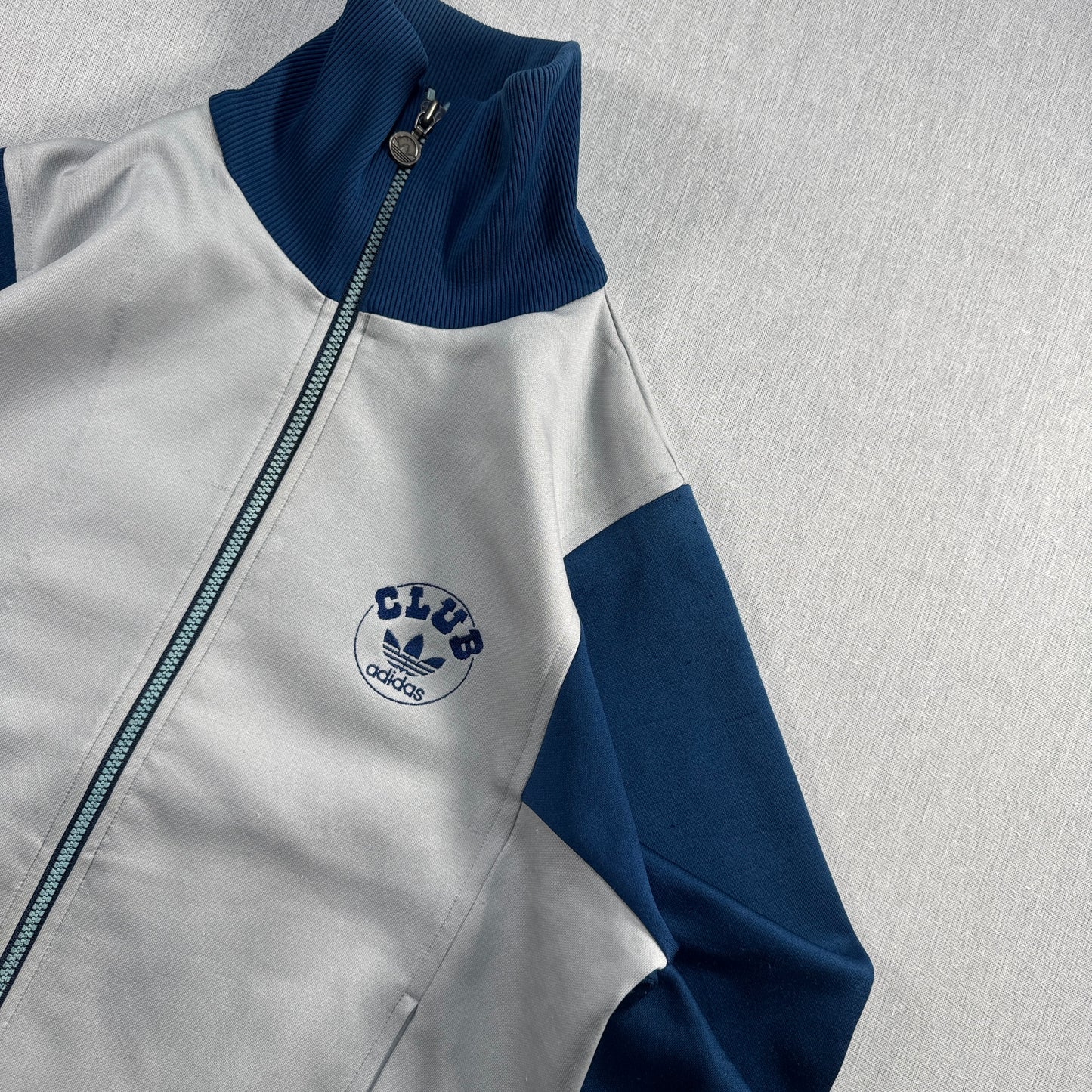 80s アディダス トラックジャケット club adidas デサント製 グレー ネイビー ad-u-2505-044