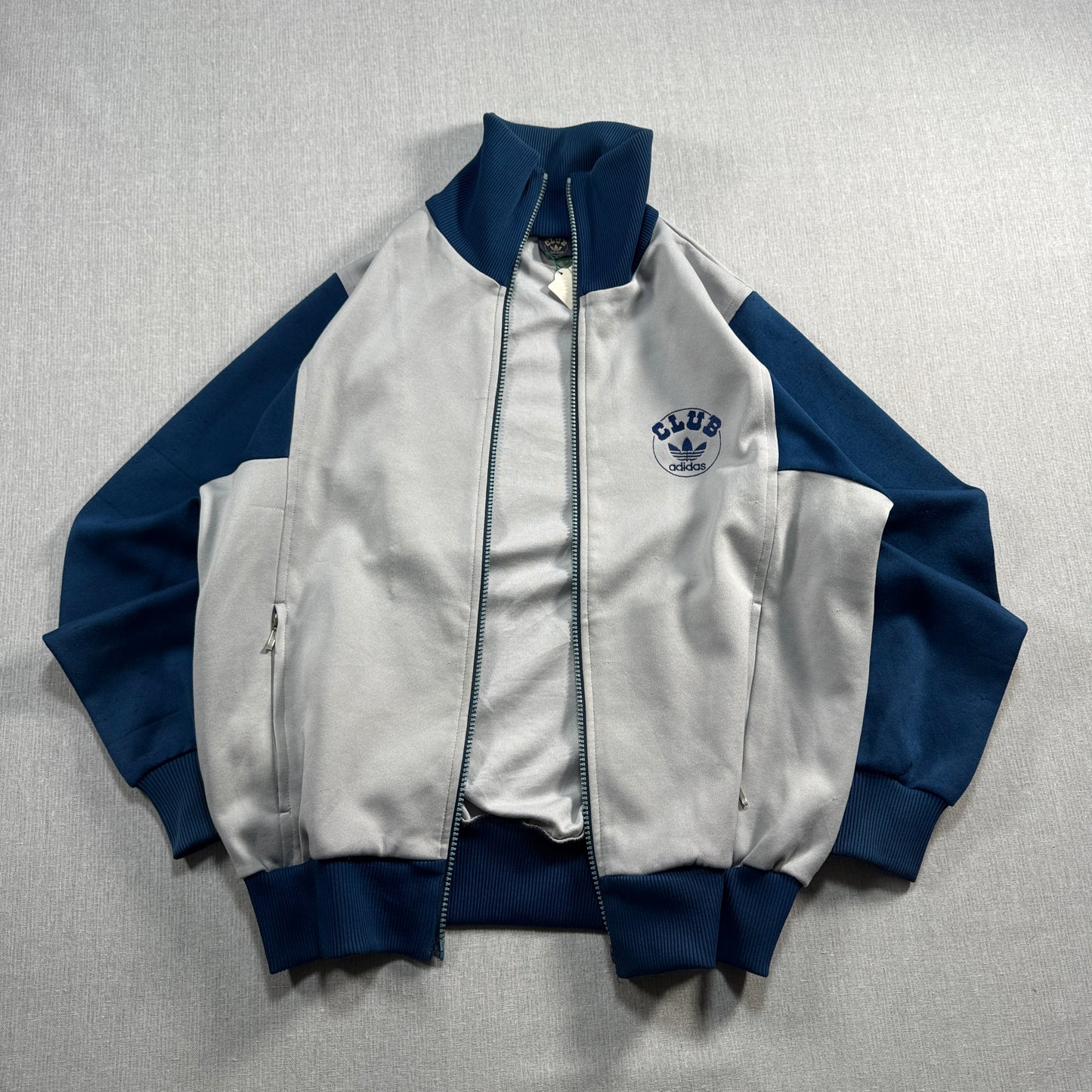 80s アディダス トラックジャケット club adidas デサント製 グレー ネイビー ad-u-2505-044