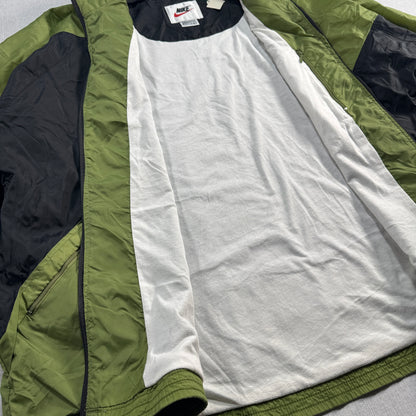 90s ナイキ NIKE ナイロンジャケット 銀タグ グリーン 大きめ ja-u-2505-048