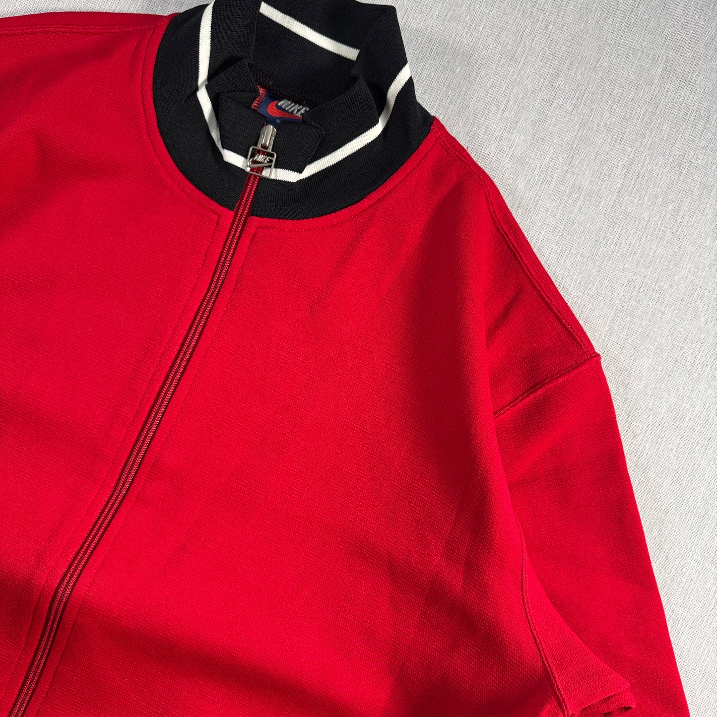 80s ナイキ NIKE トラックジャケット 赤 日本製 紺タグ L ja-u-2505-030