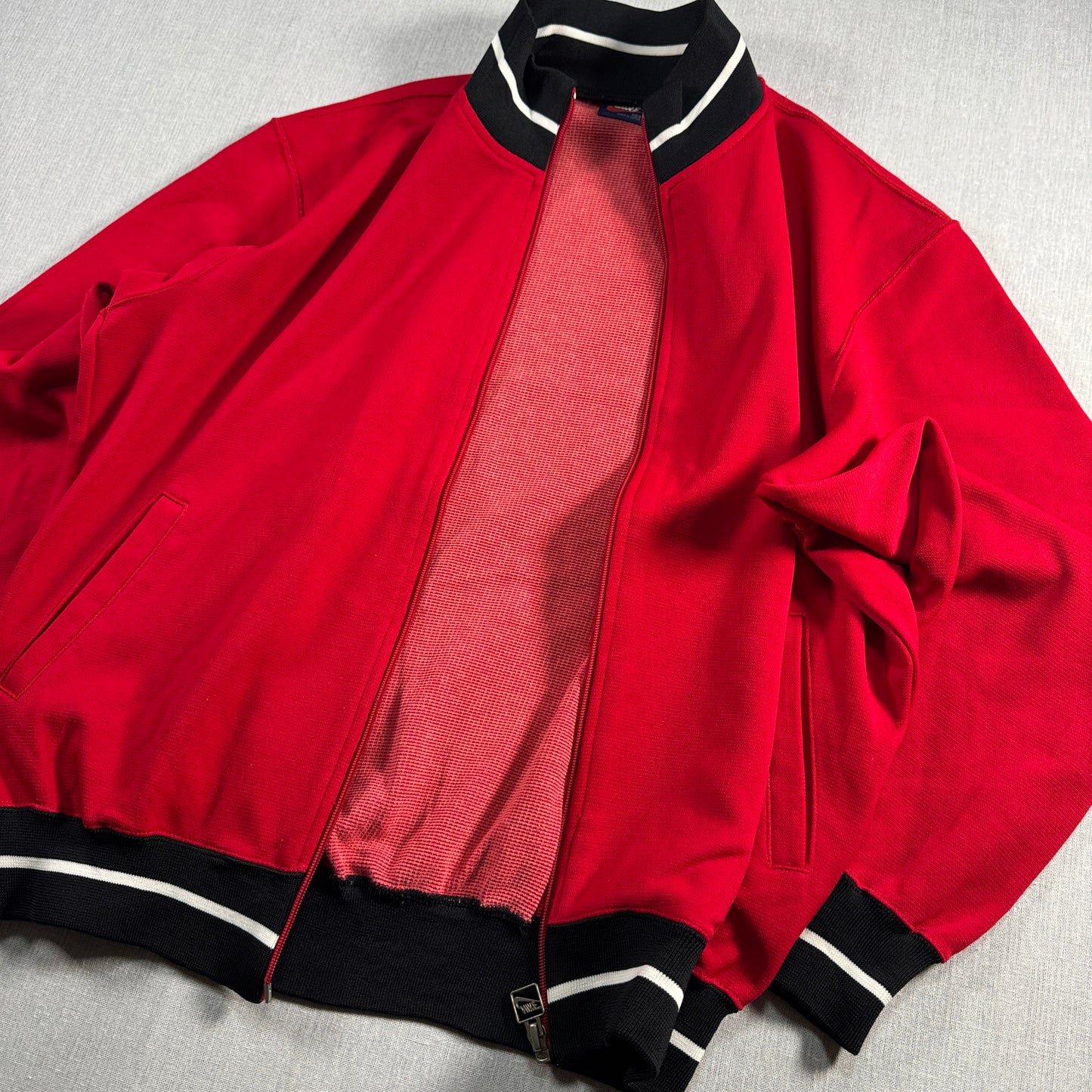 80s ナイキ NIKE トラックジャケット 赤 日本製 紺タグ L ja-u-2505-030