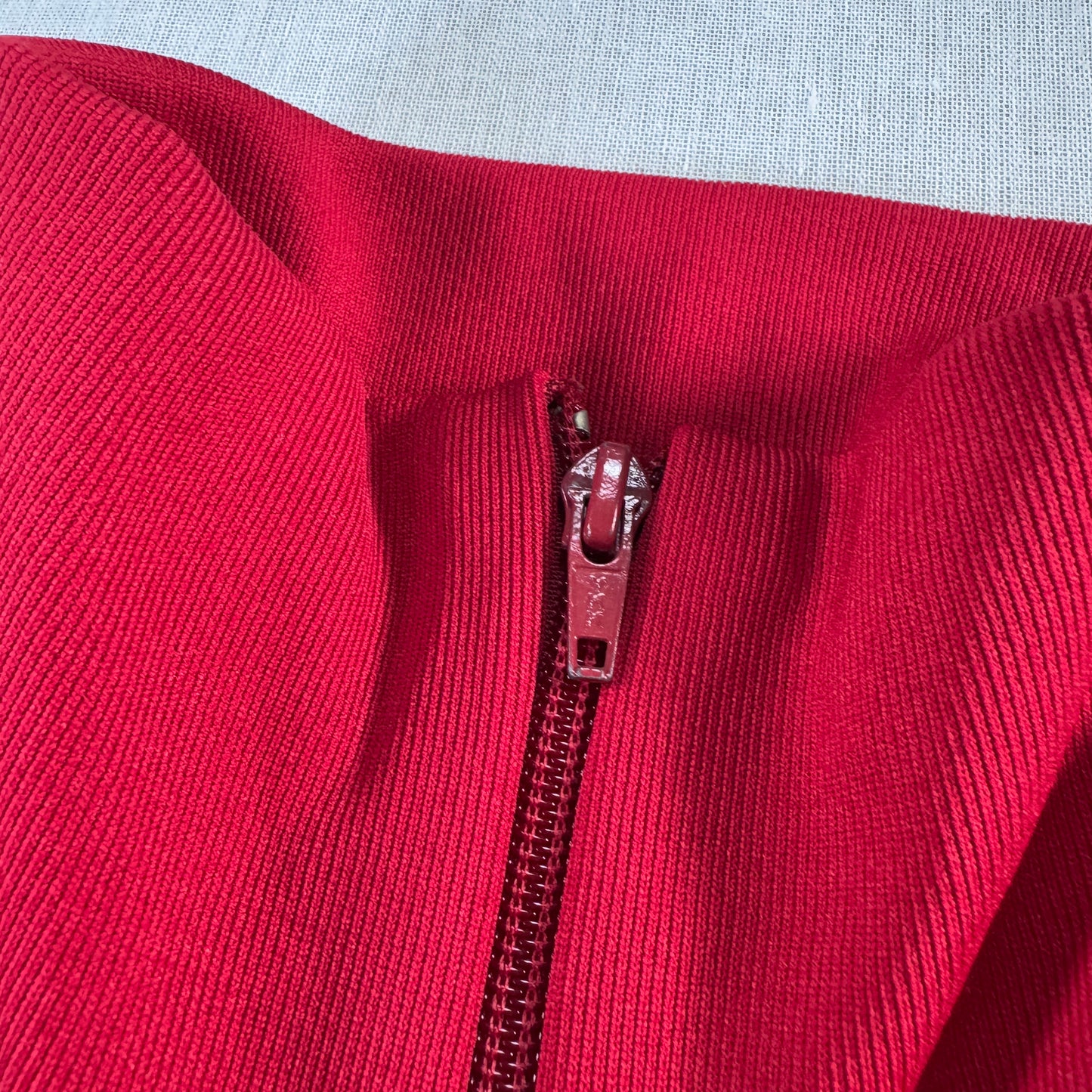 80s 90s アシックス トラックジャケット ビンテージ ベージュ 赤 ja-u-2505-006