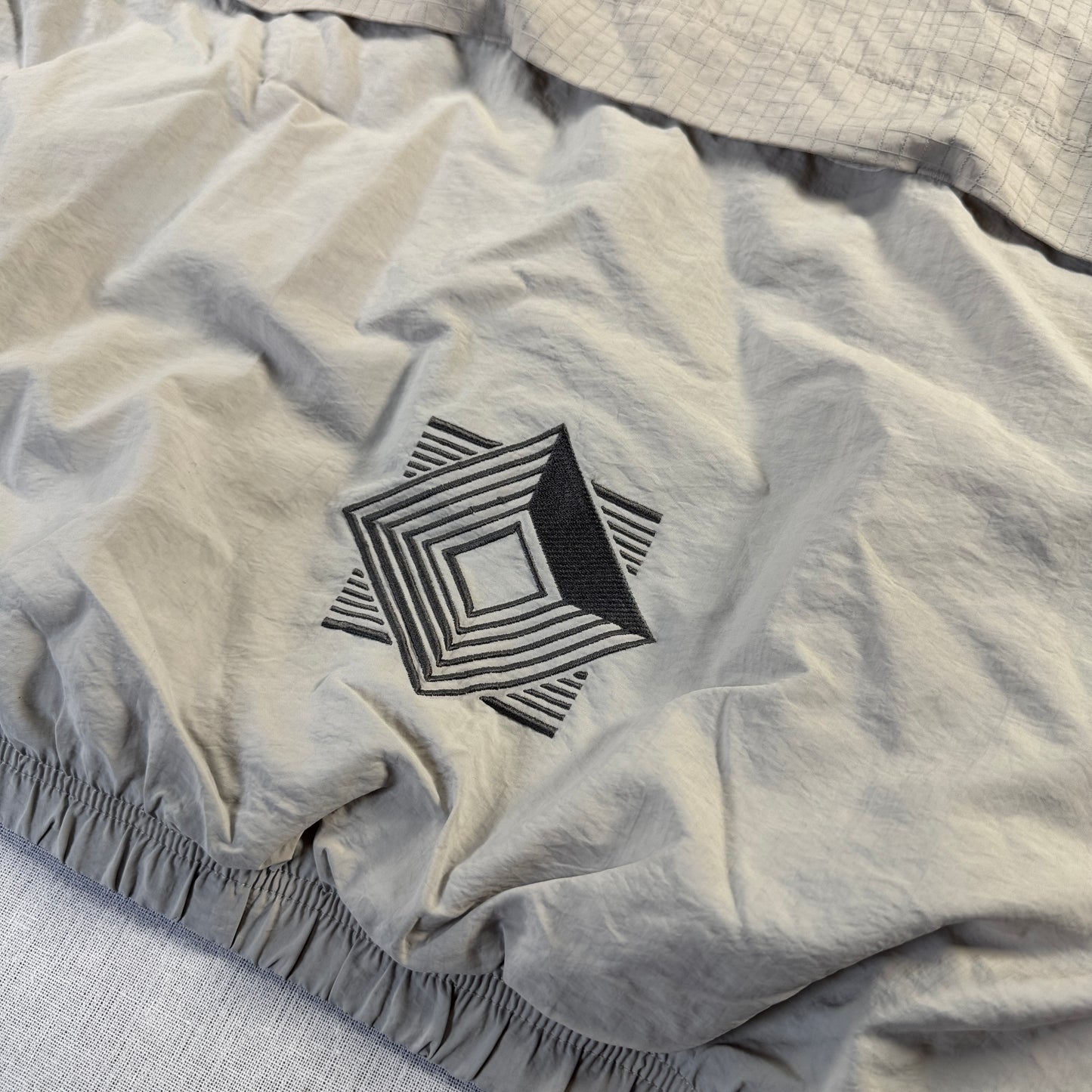 リーボック ナイロンジャケット ビンテージ グレー ジャンパー ja-u-2505-003