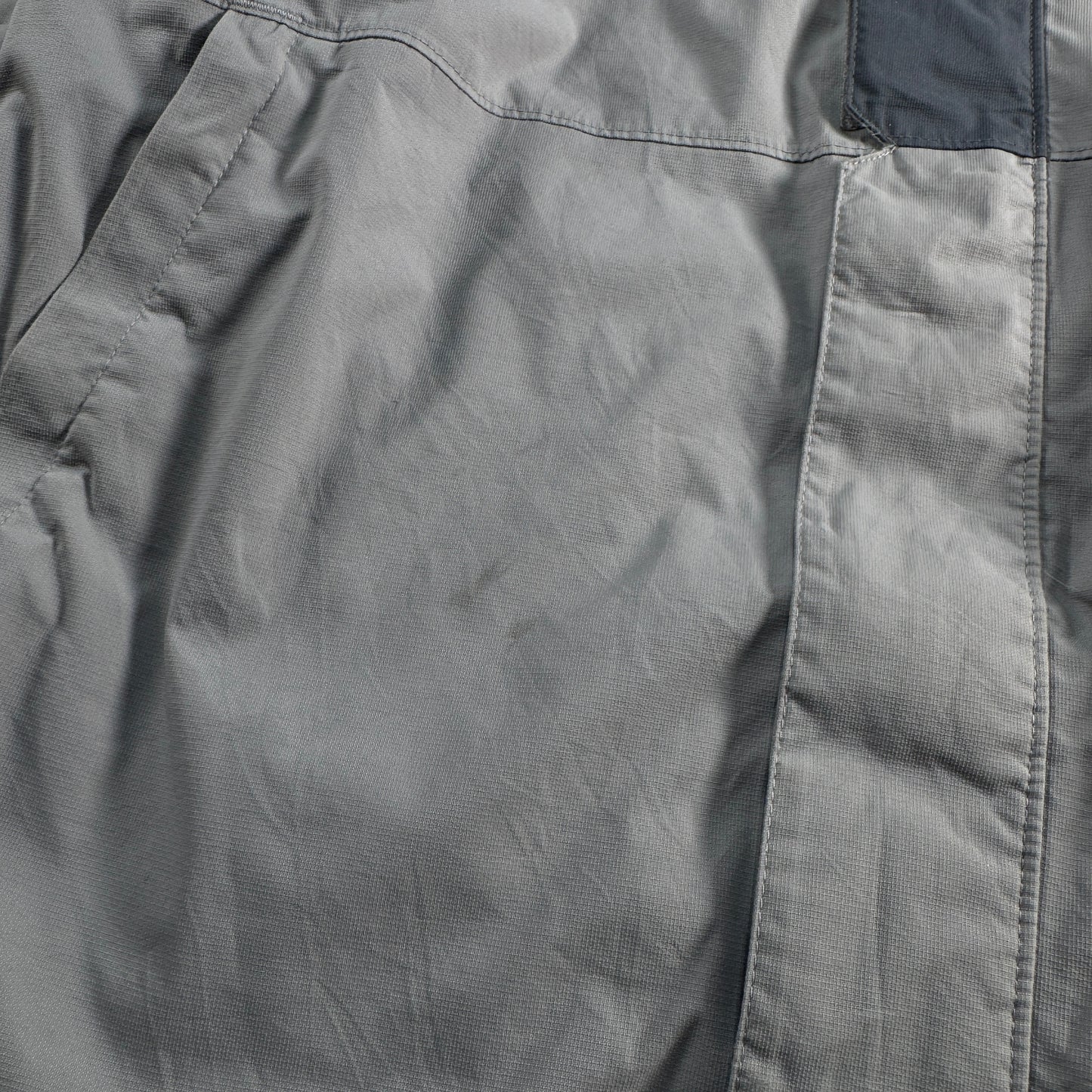 00s ナイキ NIKE ACG マウンテンパーカー グレー Y2K L ja-2603-043