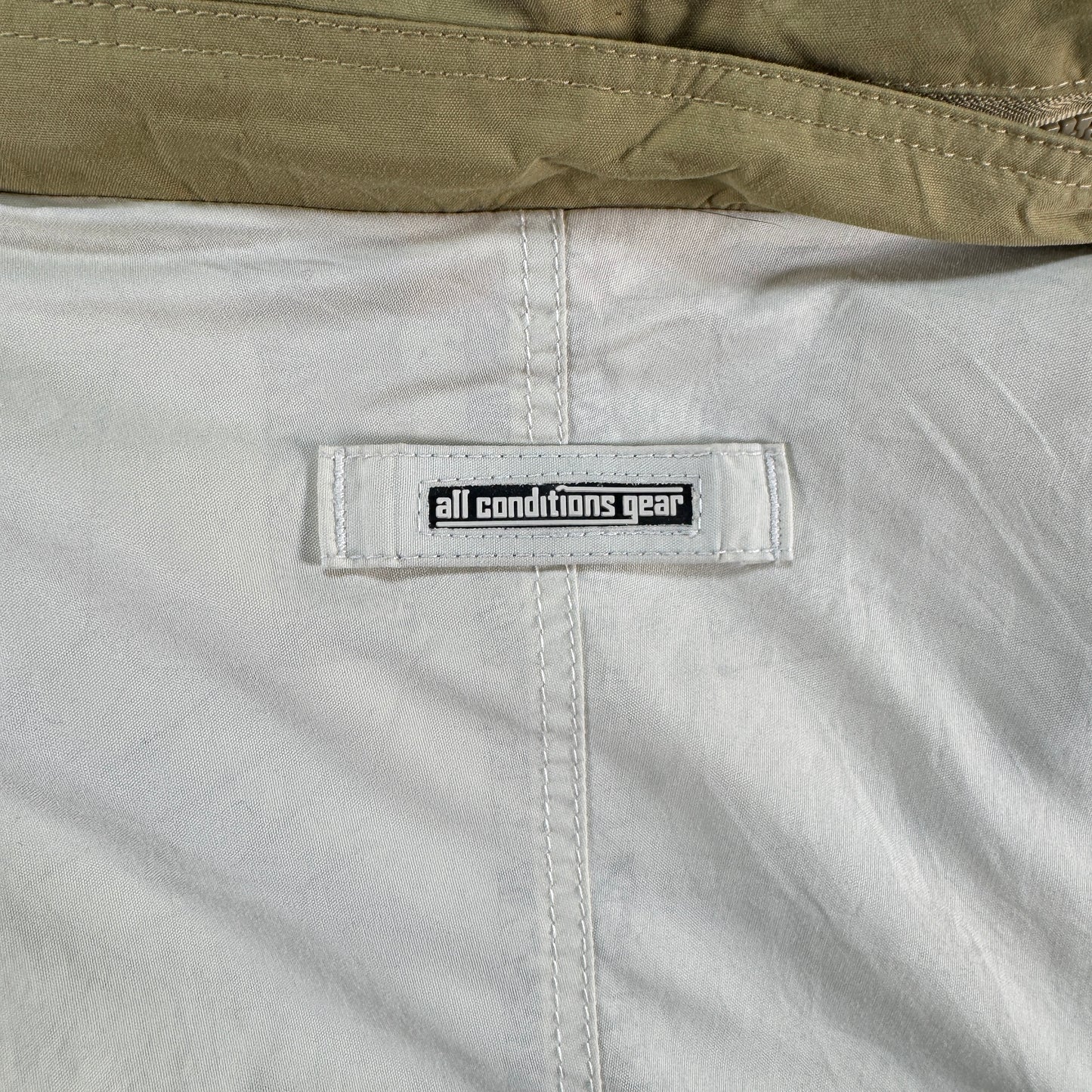 90s Nike ナイキ ACG テック ナイロンジャケット ベージュ L ja-2603-033