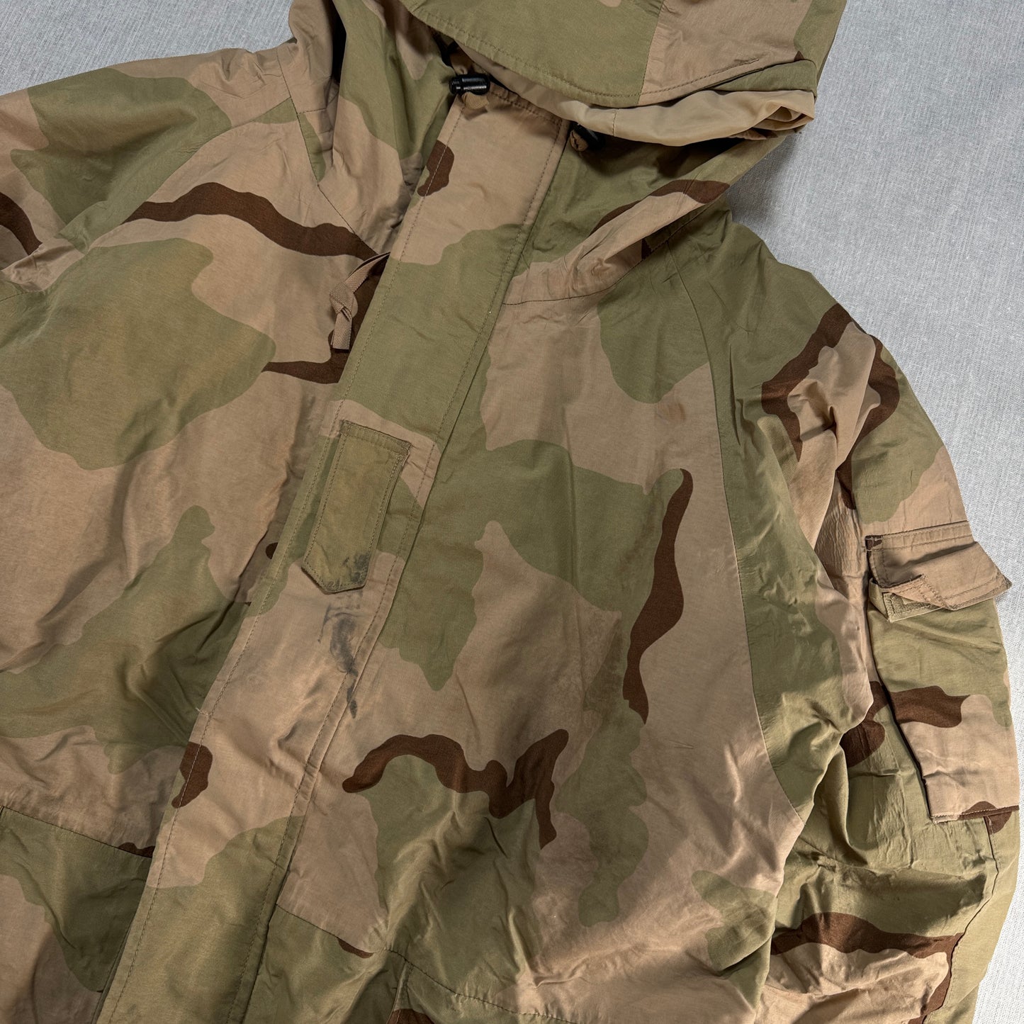 ECWCS 米軍実物 GEN1 デザートカモ ゴアテックス パーカー XL ja-2603-014
