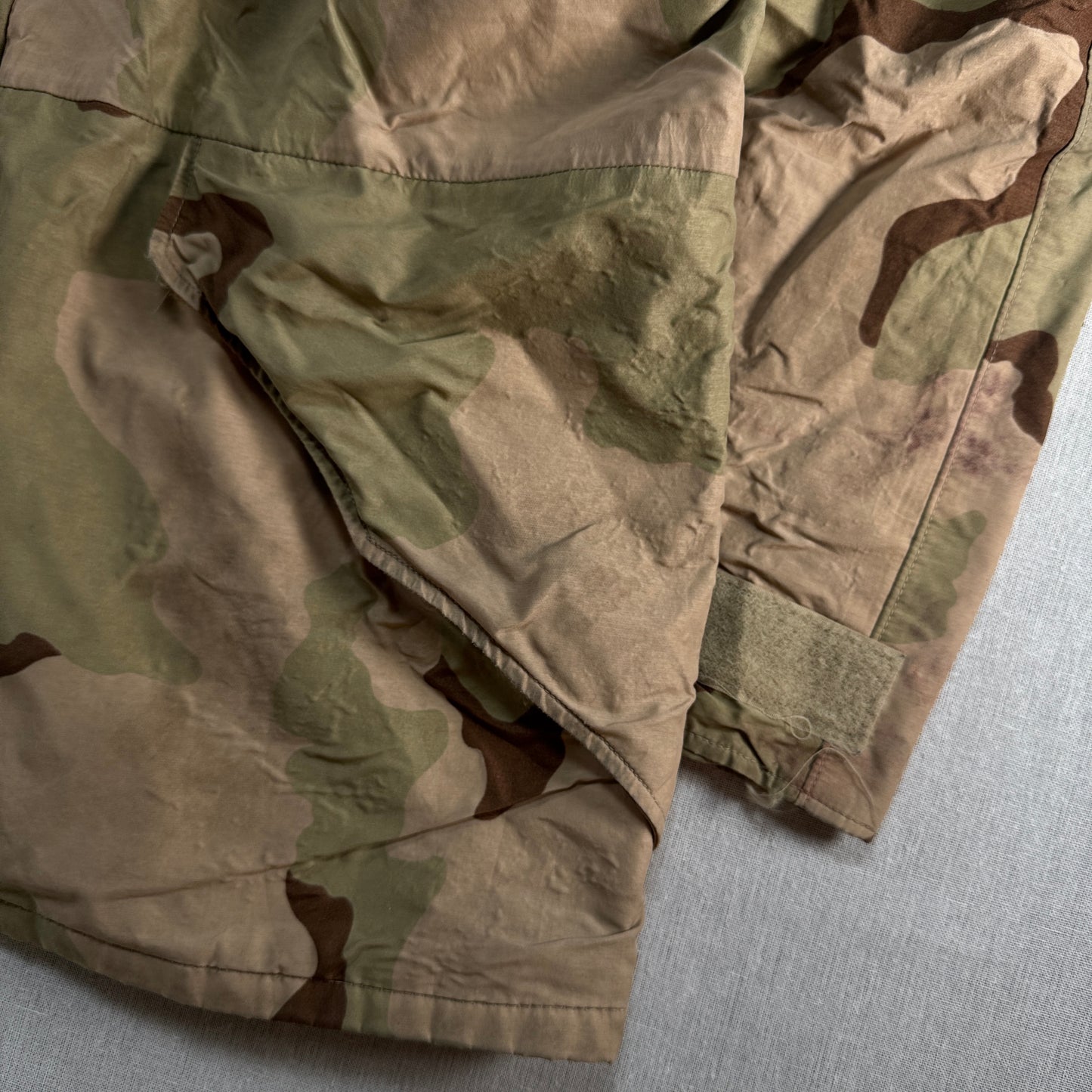 ECWCS 米軍実物 GEN1 デザートカモ ゴアテックス パーカー XL ja-2603-014