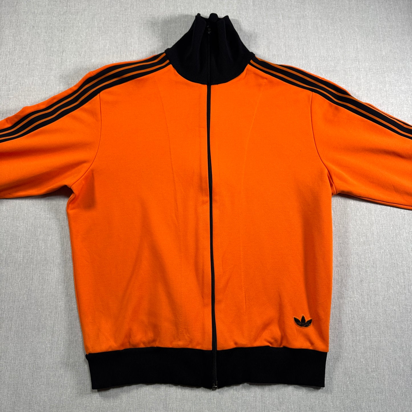 70s adidas トラックジャケット オレンジ デサント 西ドイツ製  4号 ad-t-2505-021