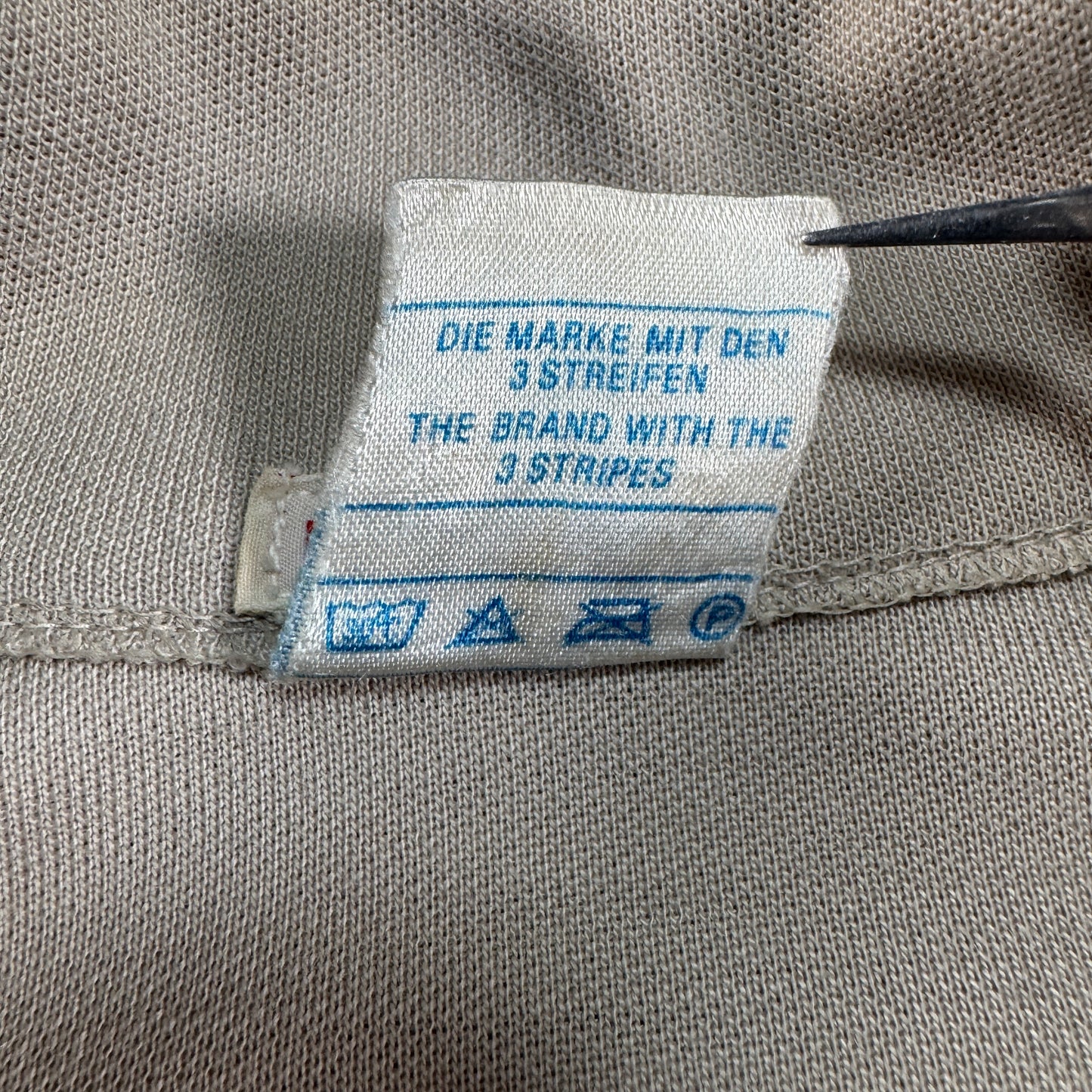 70s adidas トラックジャケット ガイコツジャージ ベージュ メタルボタン 48 ad-t-2505-025