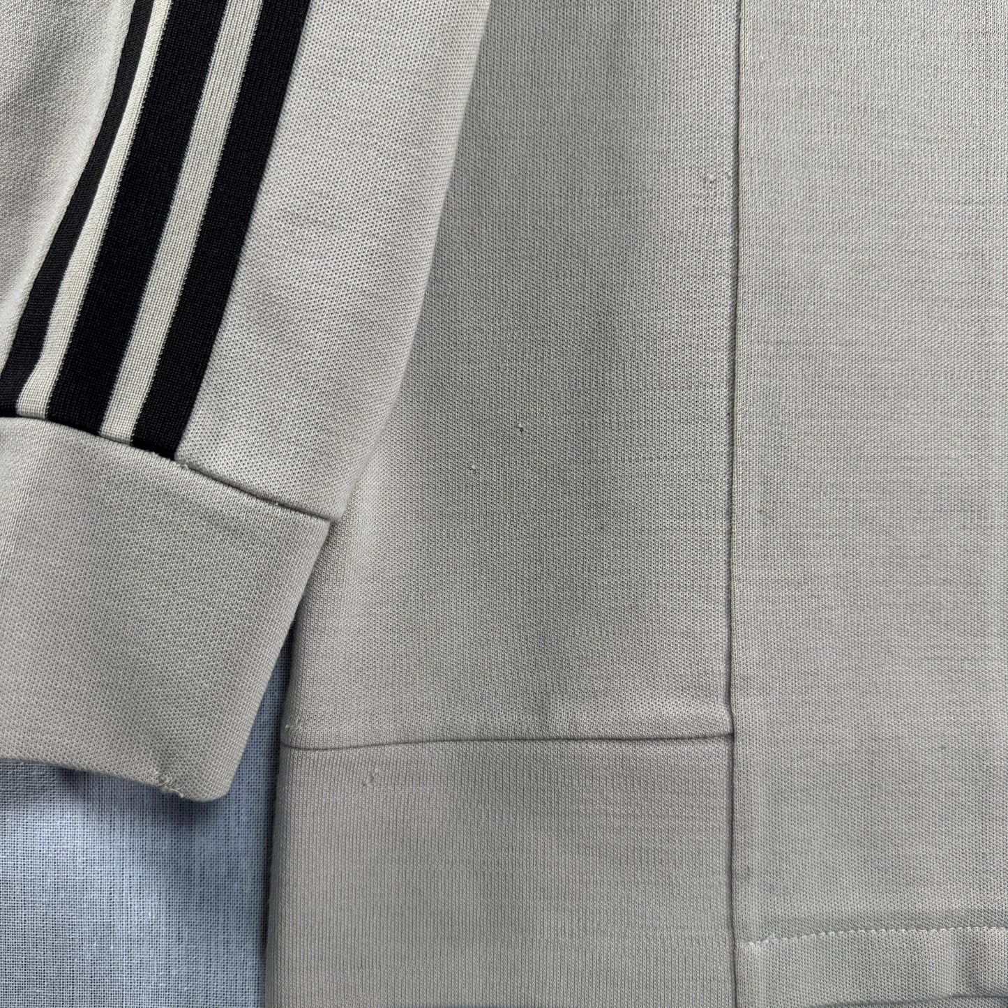 70s adidas トラックジャケット ガイコツジャージ ベージュ メタルボタン 48 ad-t-2505-025