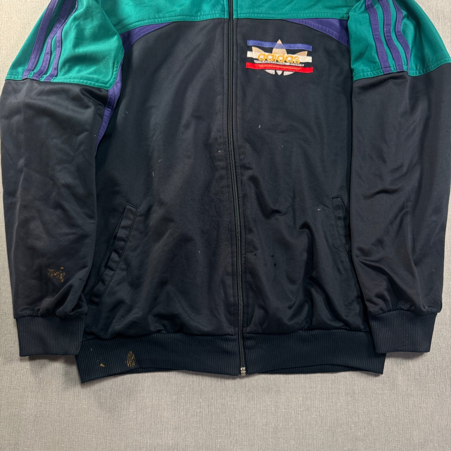 80s adidas トラックジャケット 黒 刺繍 銀タグ ad-u-2505-026