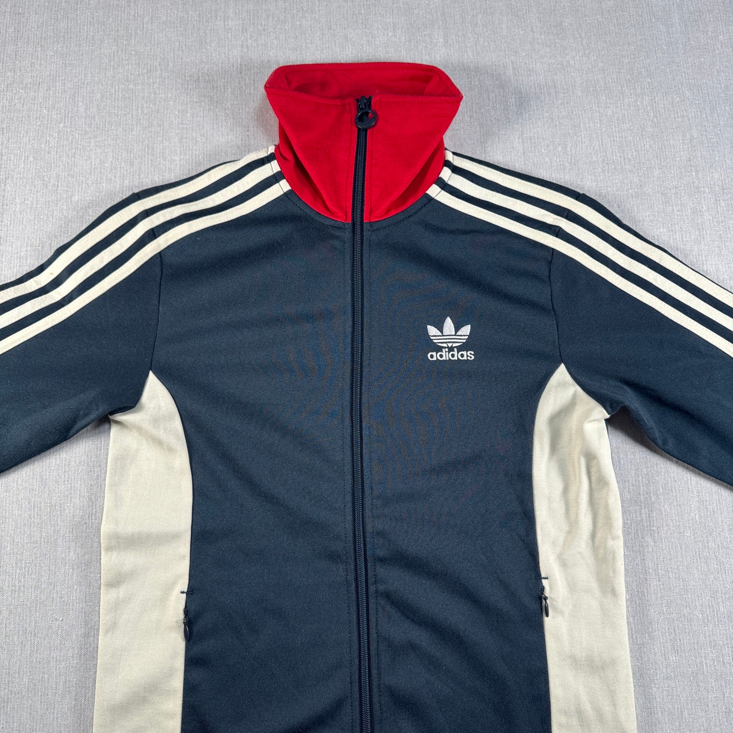 adidas トラックジャケット ネイビー 刺繍ロゴ ad-u-2505-030