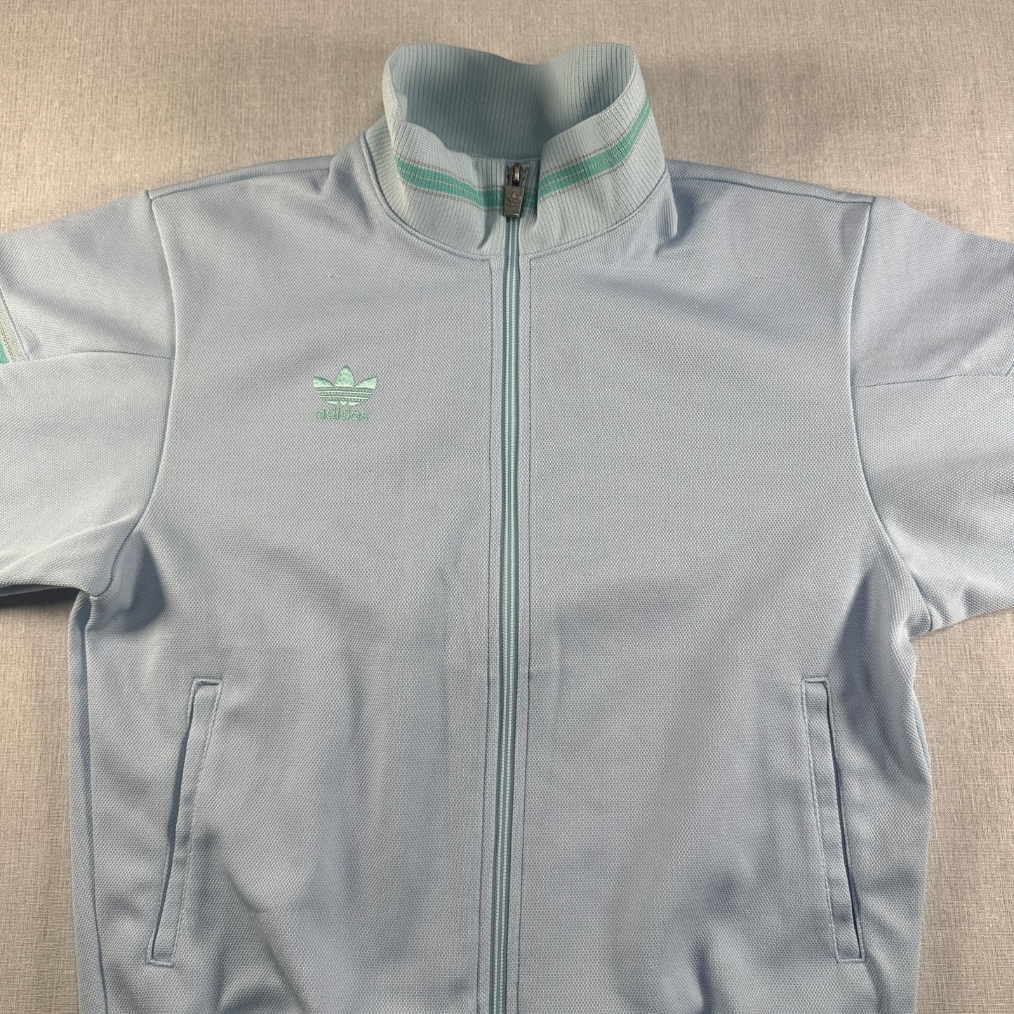 90s adidas トラックジャケット ライトブルー デサント製 M ad-u-2505-038