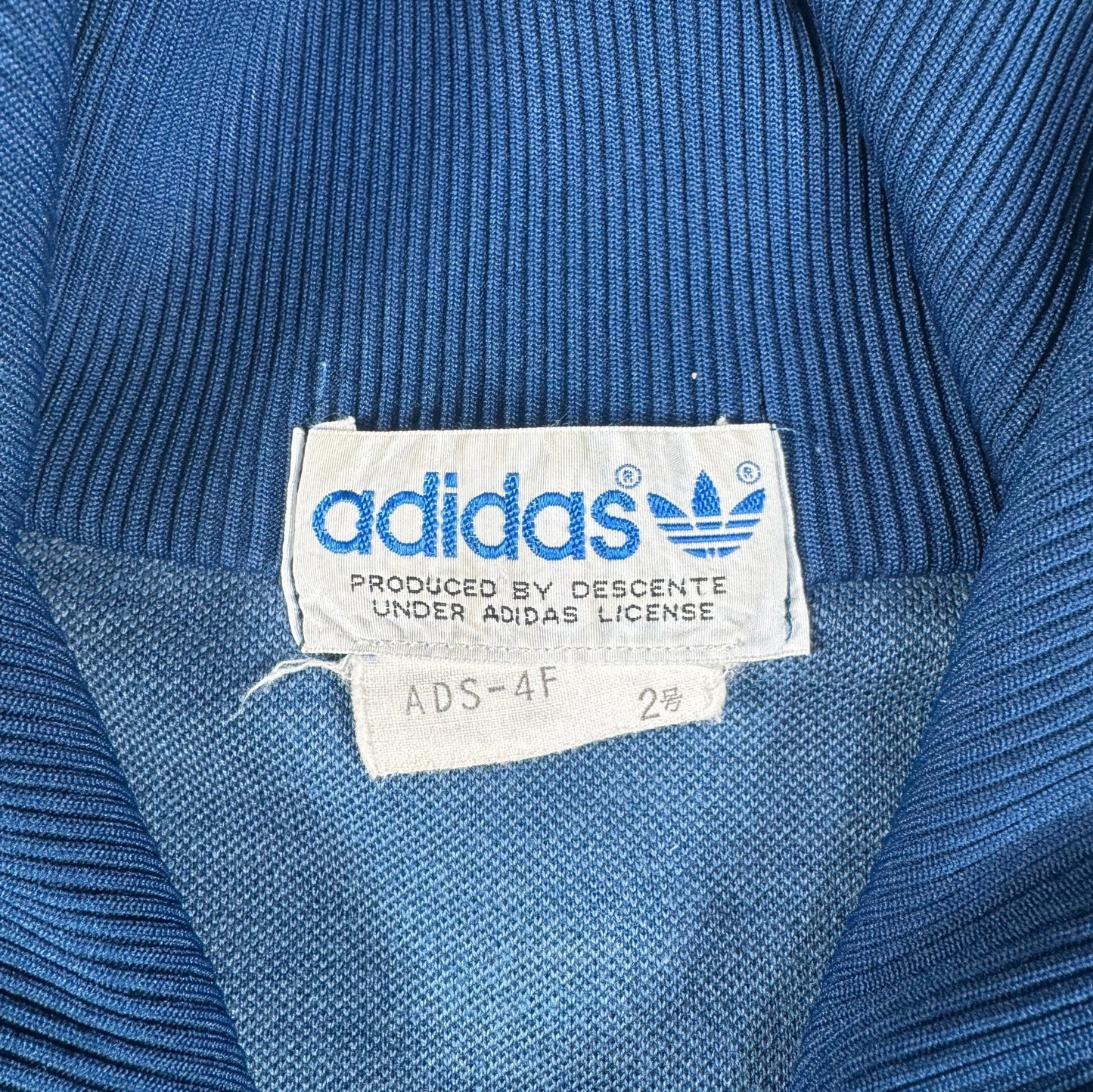 80s adidas トラックジャケット ネイビー デサント製 2号 ad-t-2505-010