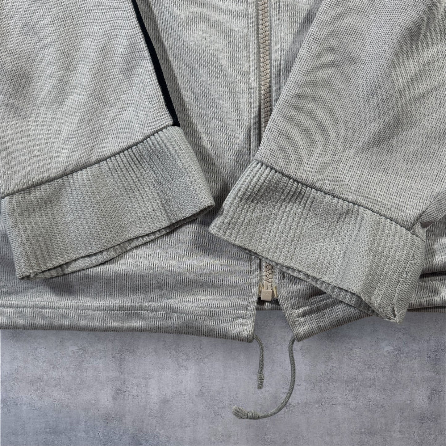 90s adidas トラックジャケット グレー デサント O ad-u-2505-007