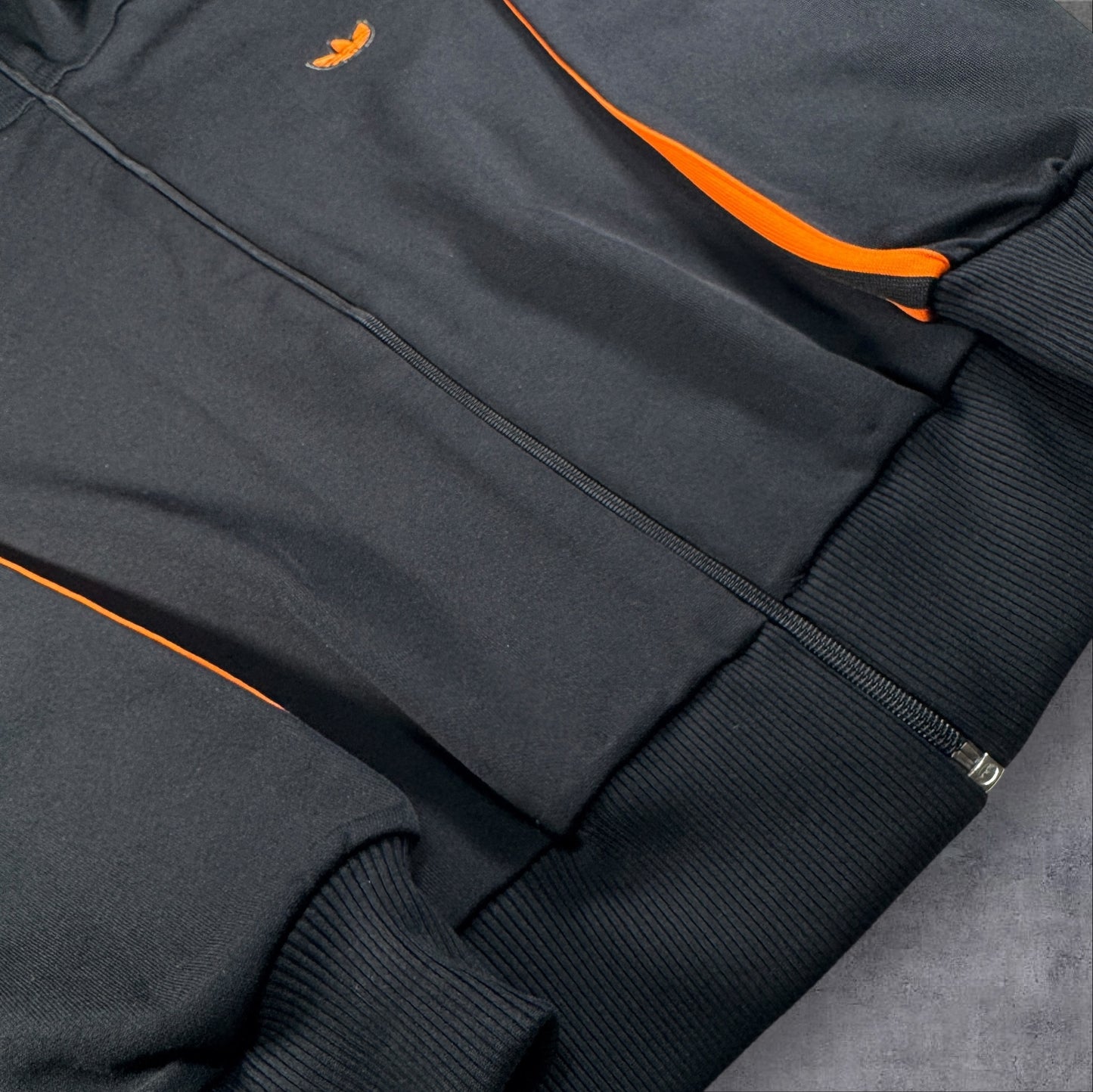 80s adidas トラックジャケット ブラック デサント製 2号 ad-t-2505-016